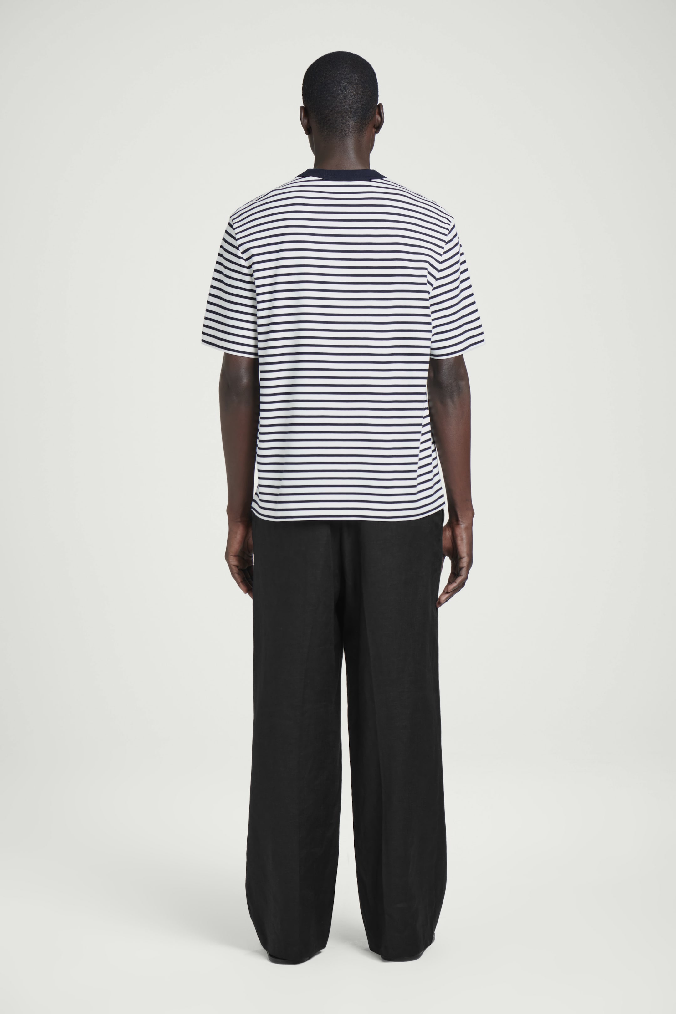 Ingrandisci l'immagine: INTERLOCK COTTON CREW-NECK T-SHIRT - NAVY / STRIPED - UOMO | H&M CH 7