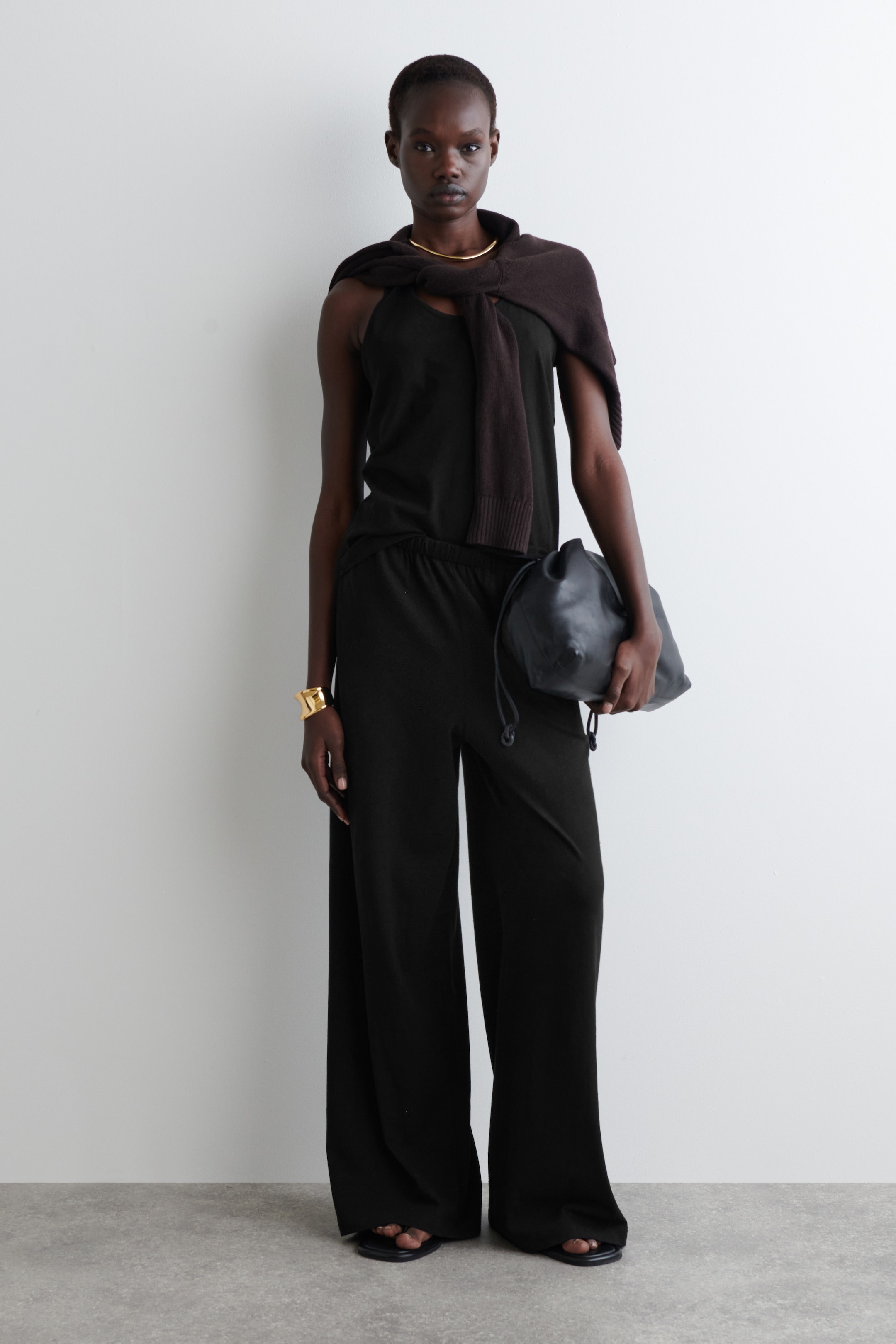 Grösseres Bild ansehen: HOSE AUS BAUMWOLL-LEINEN-MIX MIT WEITEM BEIN - SCHWARZ - DAMEN | H&M CH 1