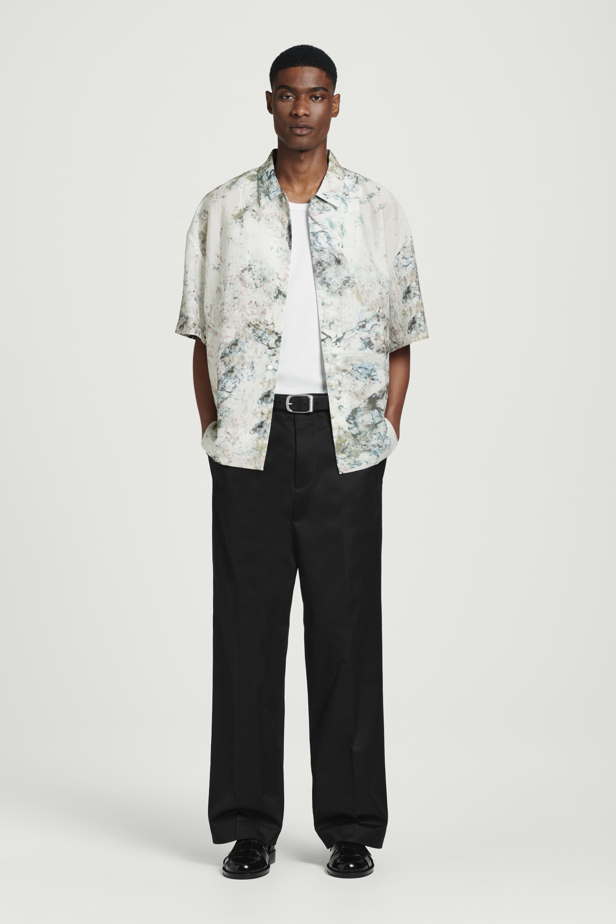 Agrandir l'image: CHEMISE OVERSIZE IMPRIMÉ MARBRÉ - BLANC / MARBRE - HOMME | H&M FR 2