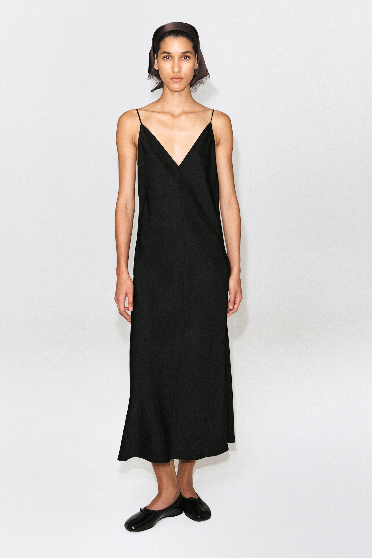 LACE-TRIMMED SATIN HEADSCARF — BROWN