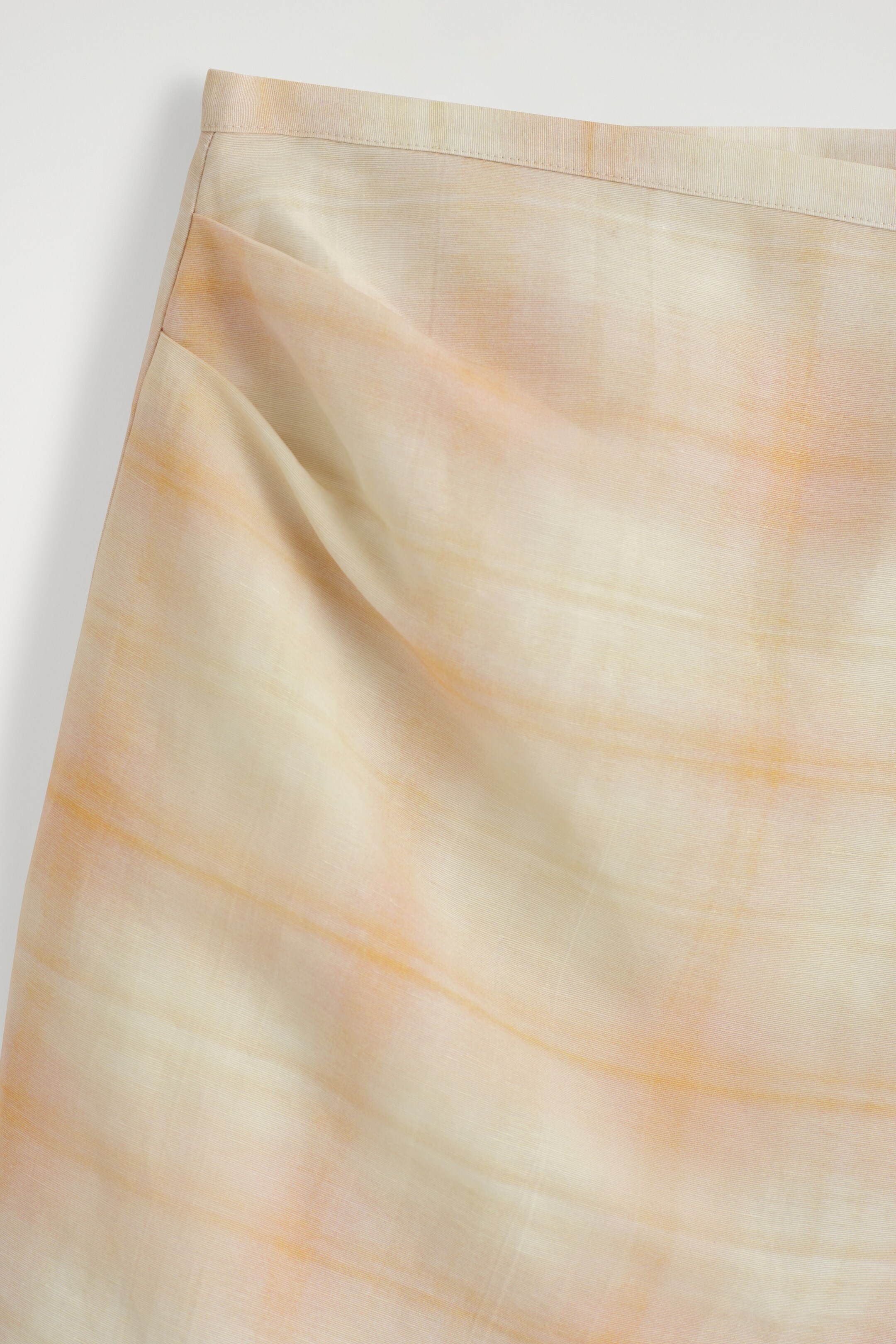 Vezi imaginea mai mare: FUSTĂ MIDI PETRECUTĂ CU CAROURI - APRICOT / CHECKED - FEMEI | H&M RO 6