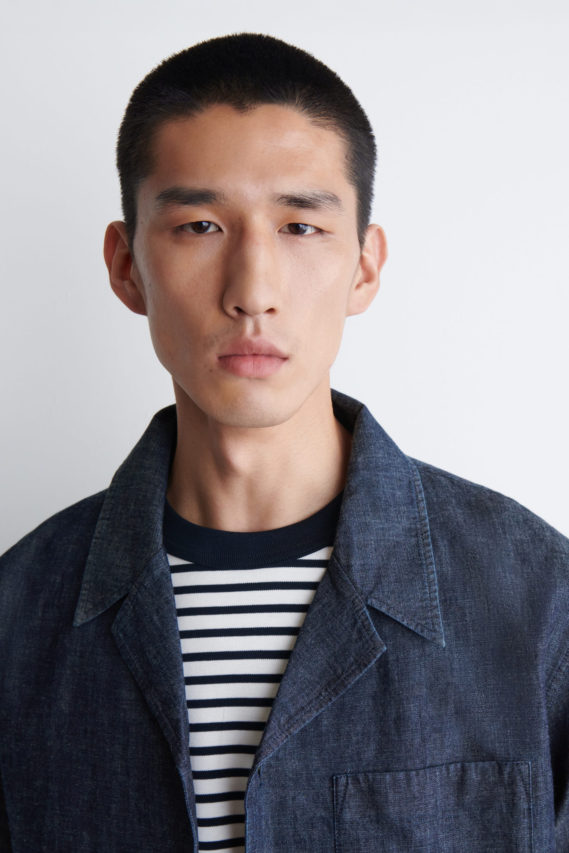 RESORT-COLLAR DENIM OVERSHIRT