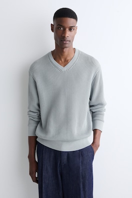 LADDER-STITCH COTTON V-NECK JUMPER — LIGHT BLUE 1