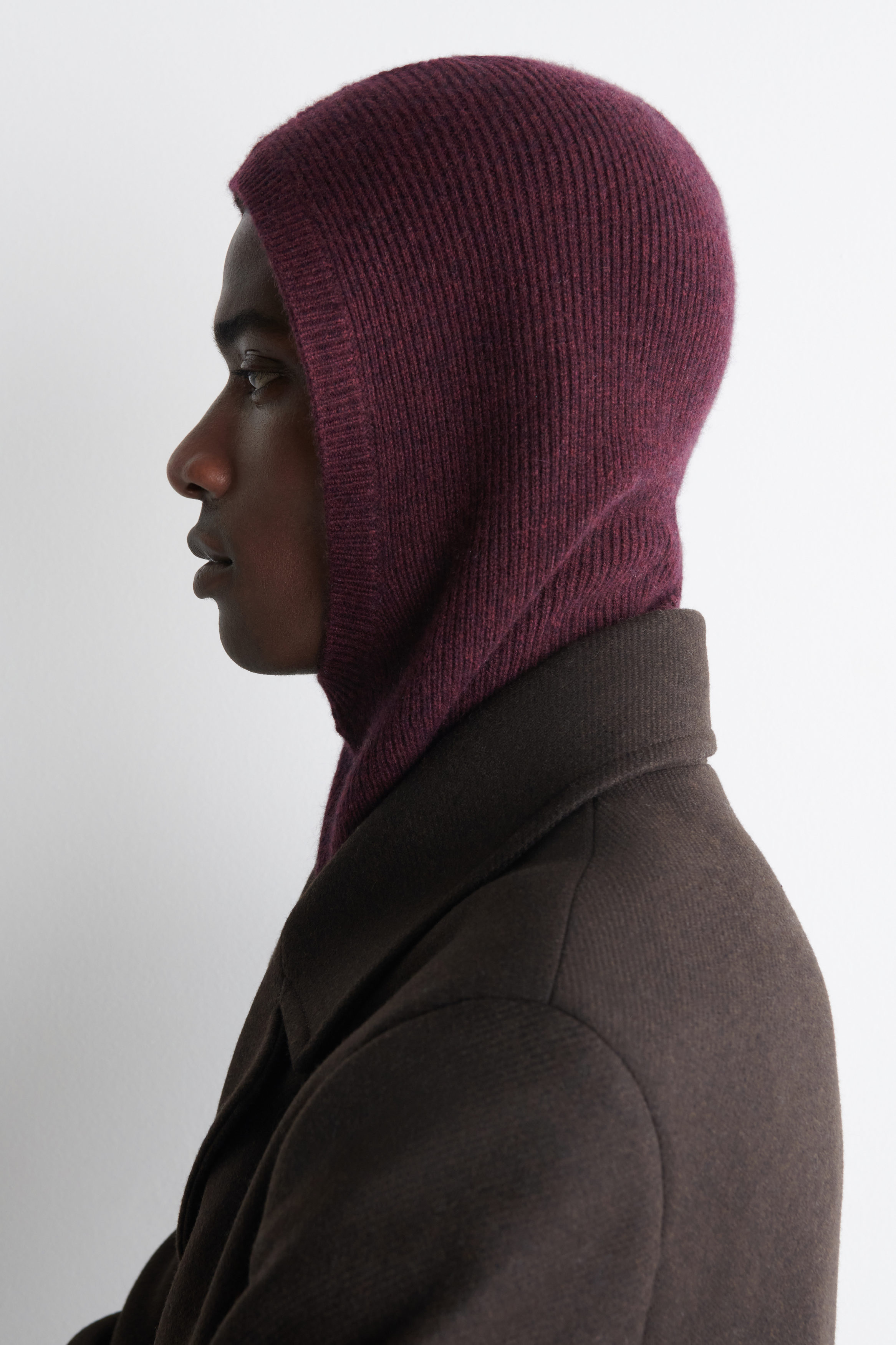 RIBBED WOOL-CASHMERE BALACLAVA - BORDEAUX MÉLANGE | COS