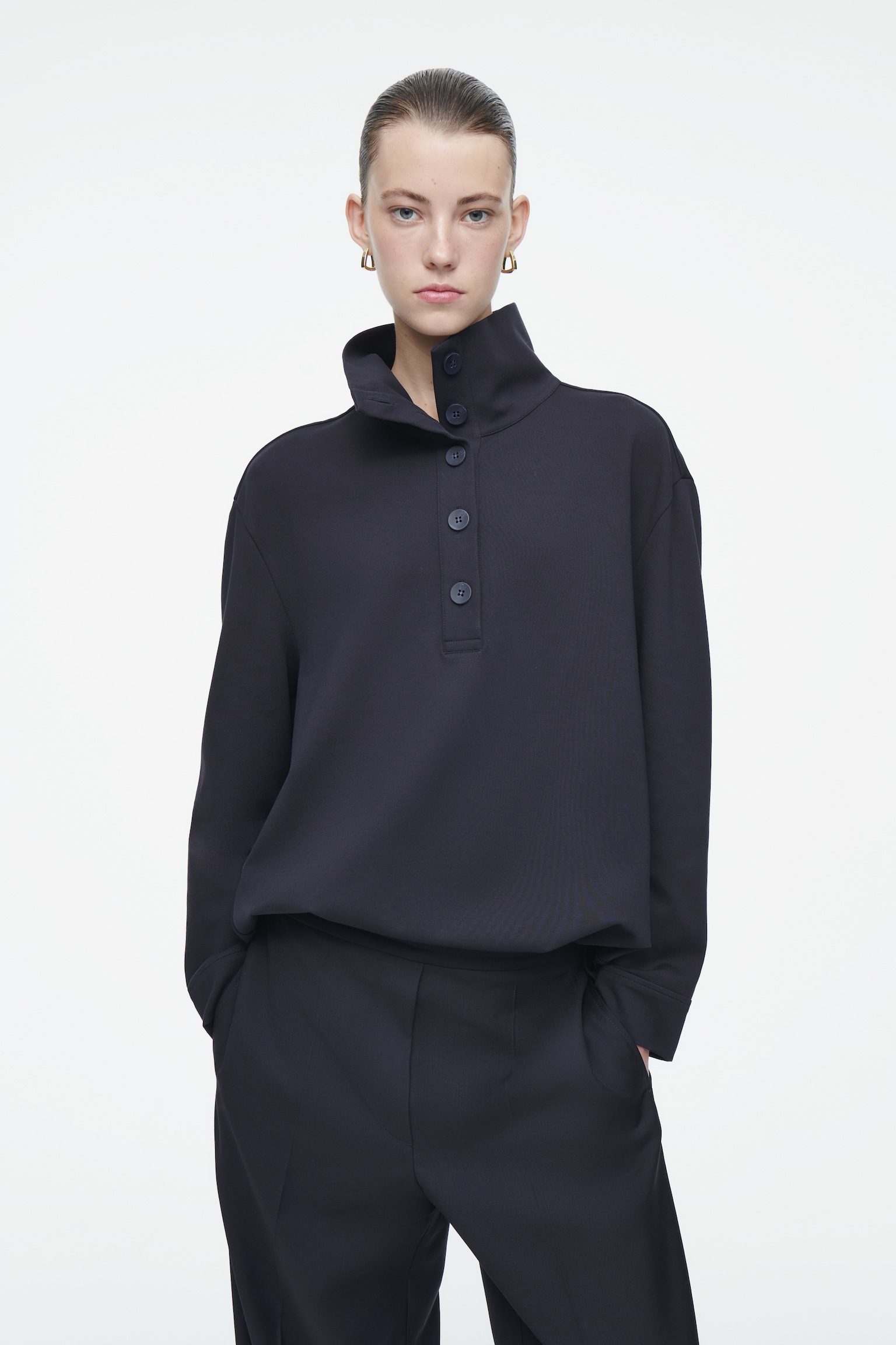 BUTTONED FUNNEL-NECK TOP - NAVY