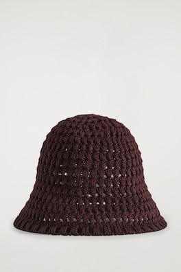 CROCHET BUCKET HAT — BURGUNDY 2