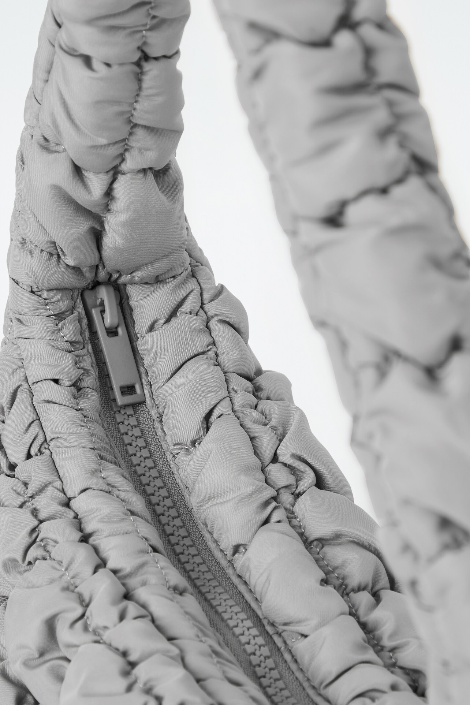 QUILTED MINI BAG - GREY/DARK BROWN/OFF-WHITE/BLACK/SILVER/LIGHT BLUE - 2