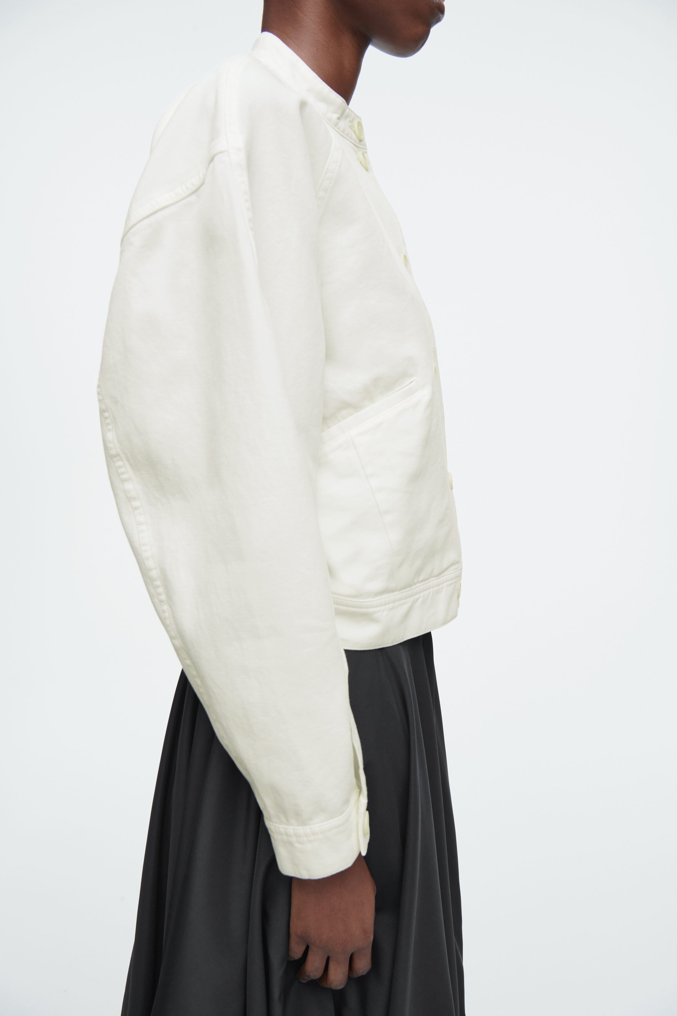 極美品24SS Theory AIRY COTTON SHEER BOMBER White Sheer Abstract Bomber Jacket – MONDO Menswear