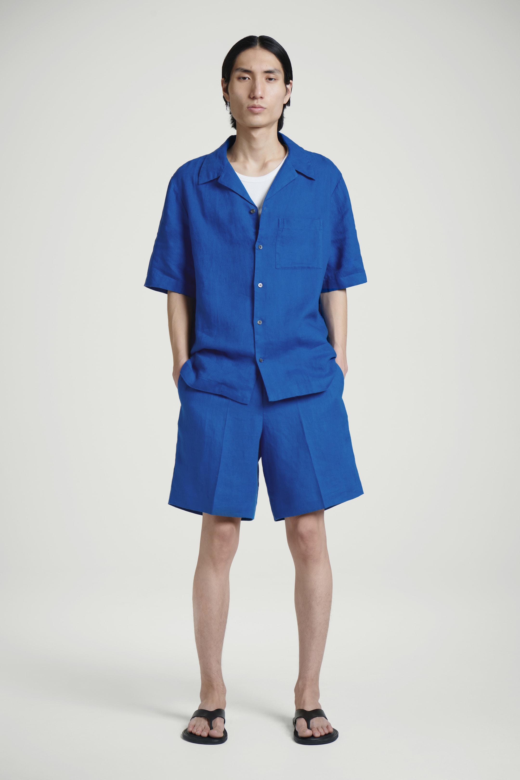 Visualizza immagine più grande: CAMICIA CON COLLETTO APERTO - COBALTO - UOMO | H&M IT 3