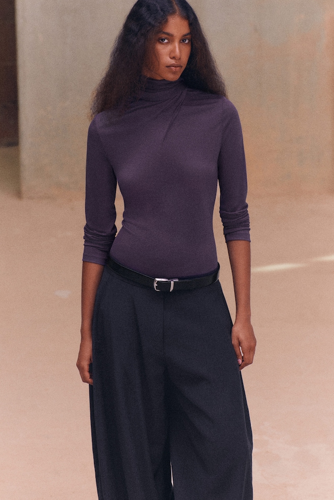 Women's Trending Styles: Vivid Purple Tones | COS