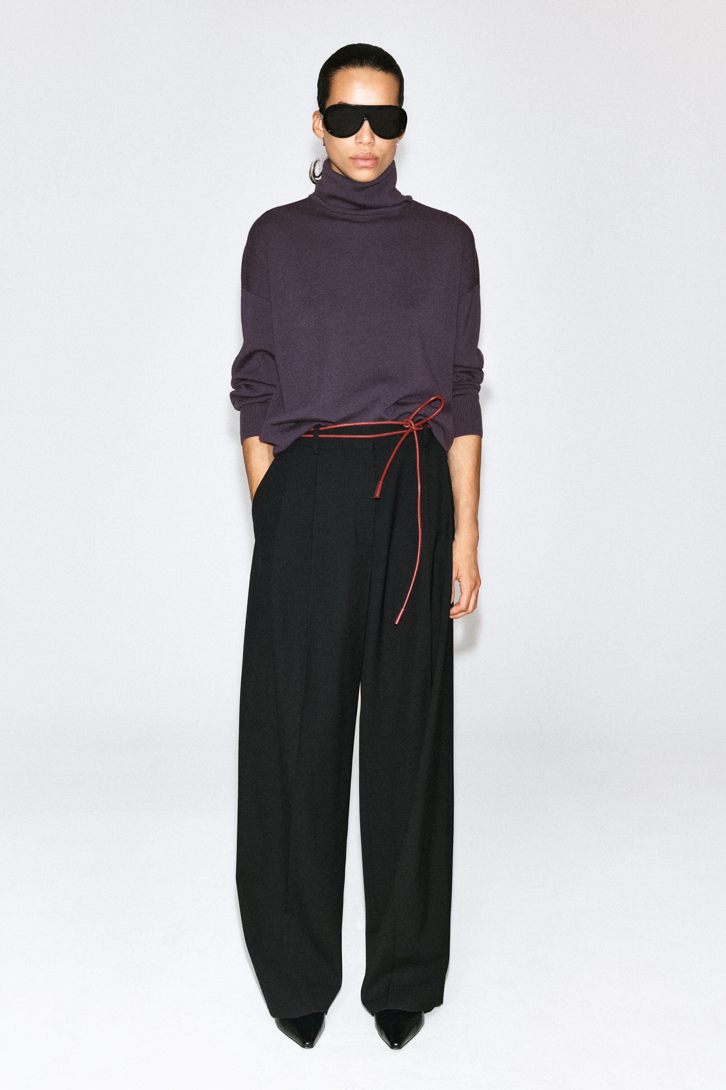 MERINO WOOL ROLL-NECK SWEATER - thumbnail 3