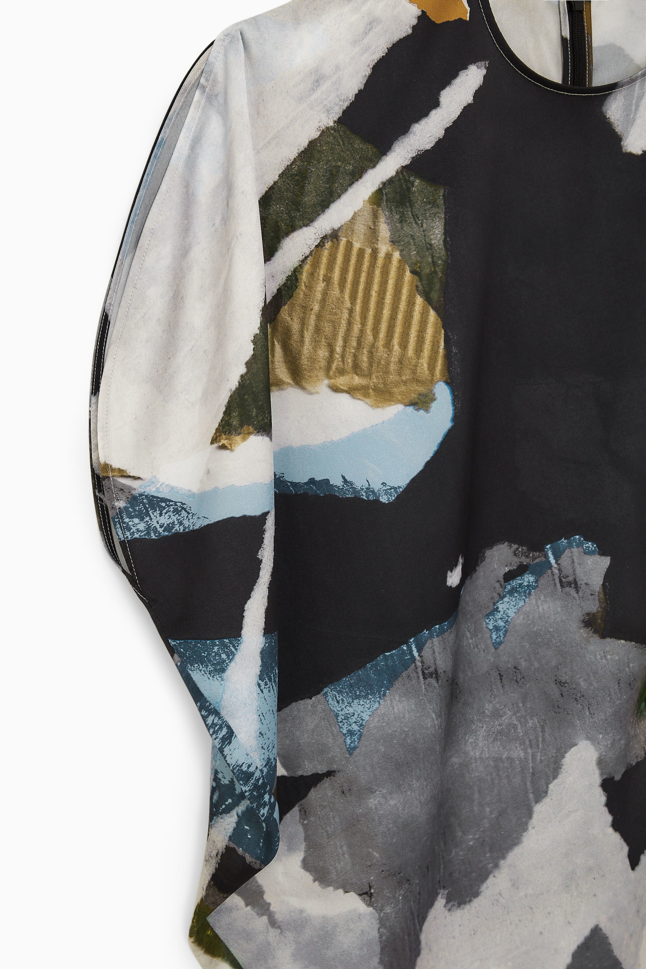 PRINTED ASYMMETRIC BLOUSE