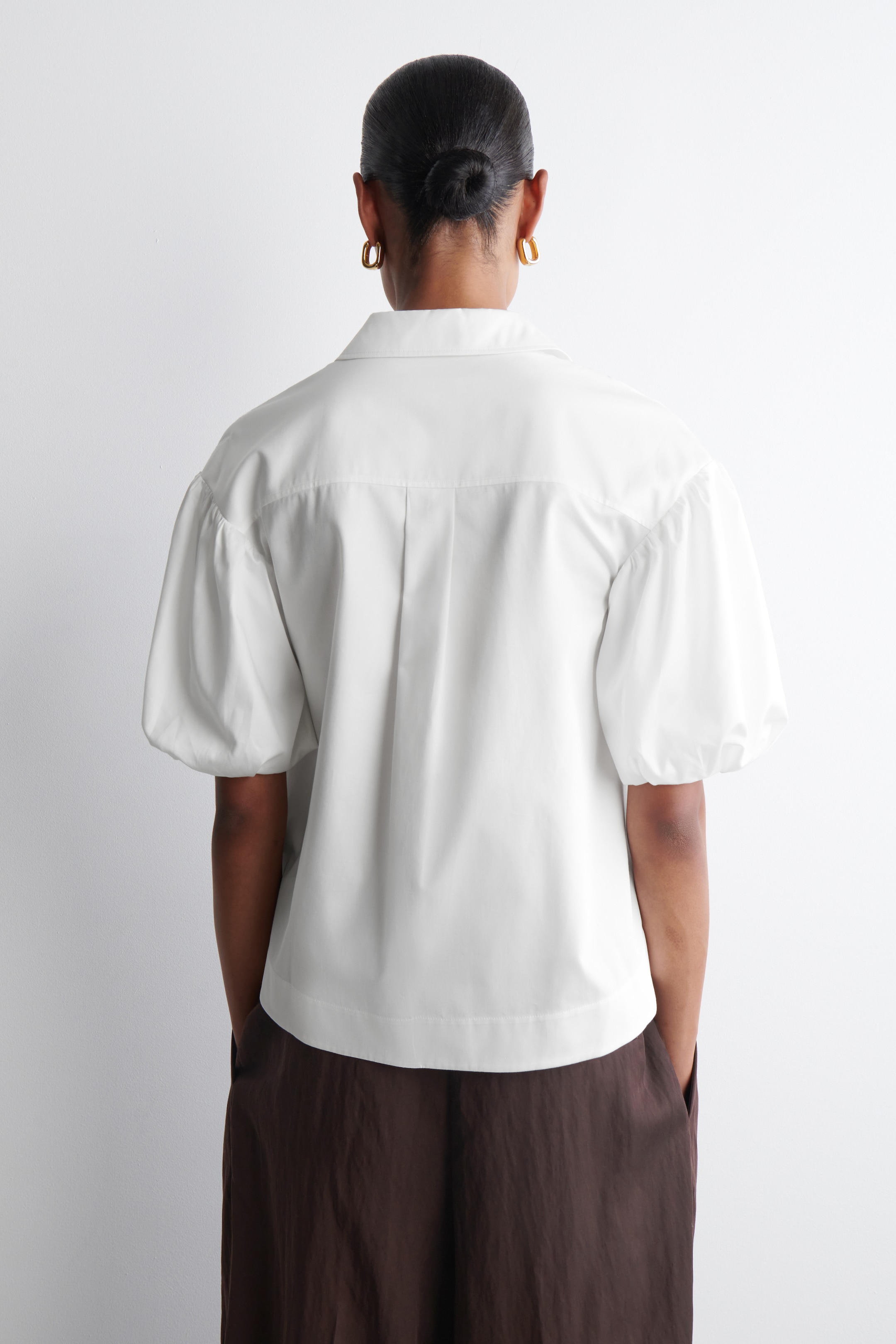 View larger image: PUFF-SLEEVE COTTON SHIRT - WHITE - Ladies | H&M GB 4