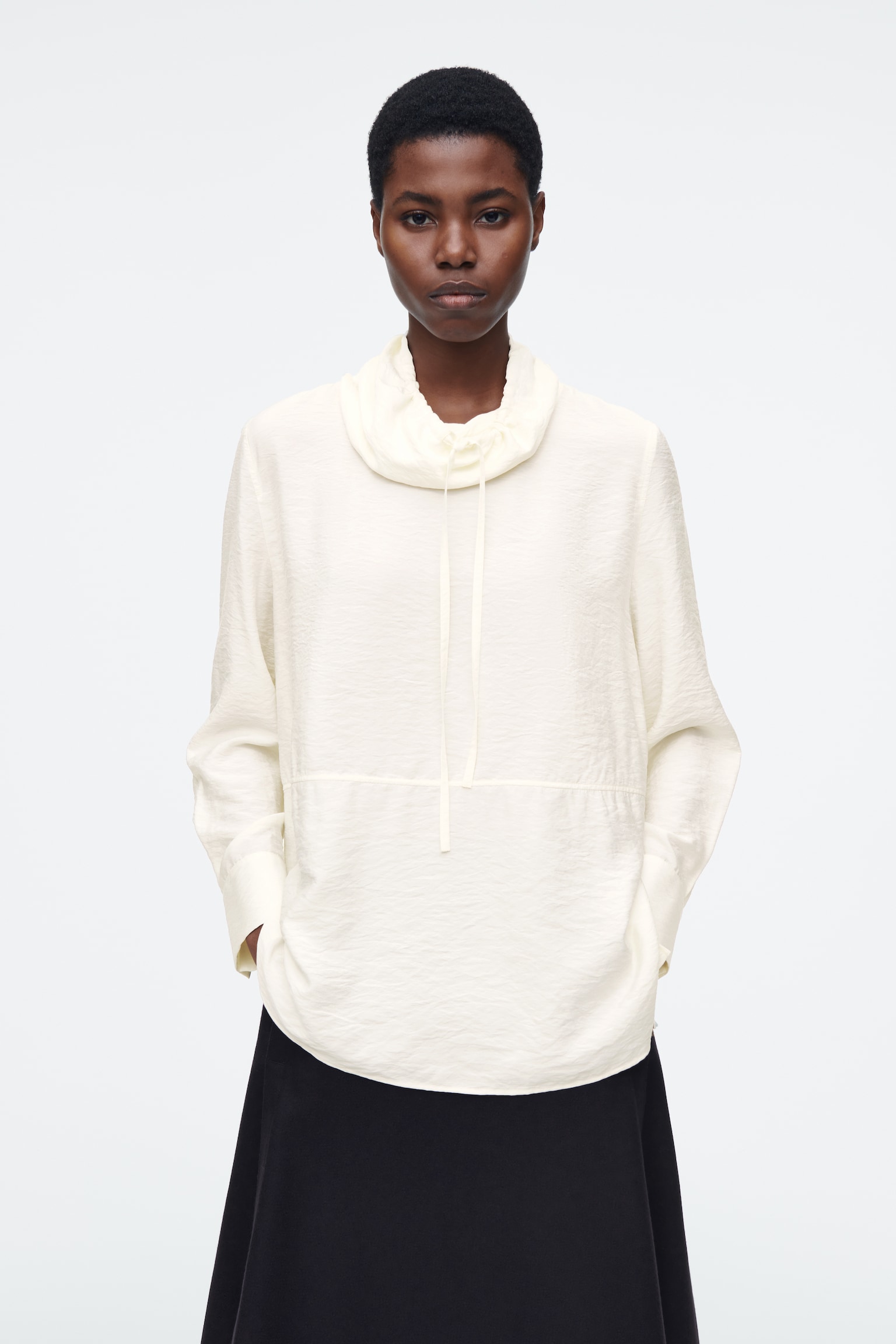 DRAWSTRING FUNNEL-NECK BLOUSE - IVORY