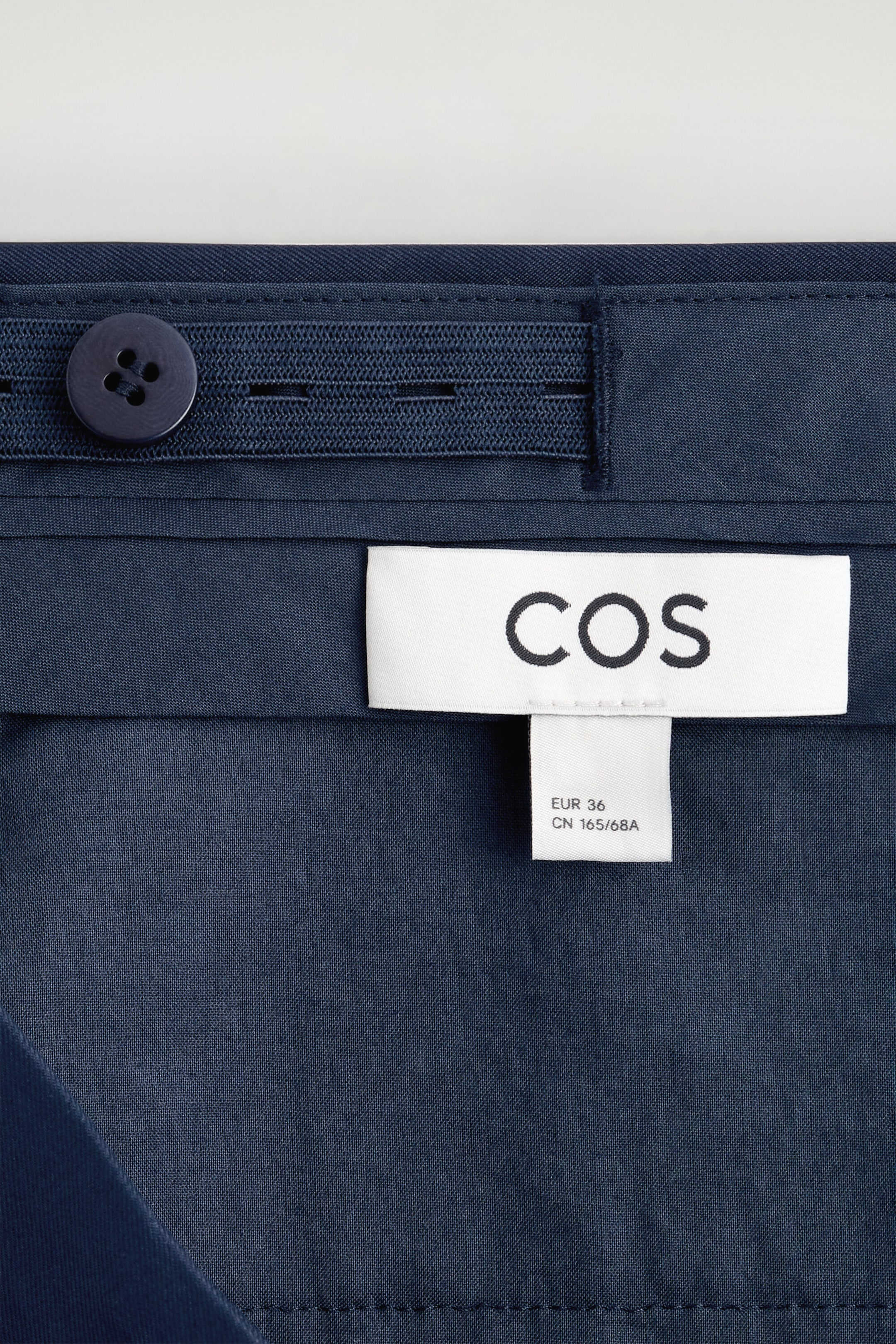 StillMedia/DescriptiveDetail