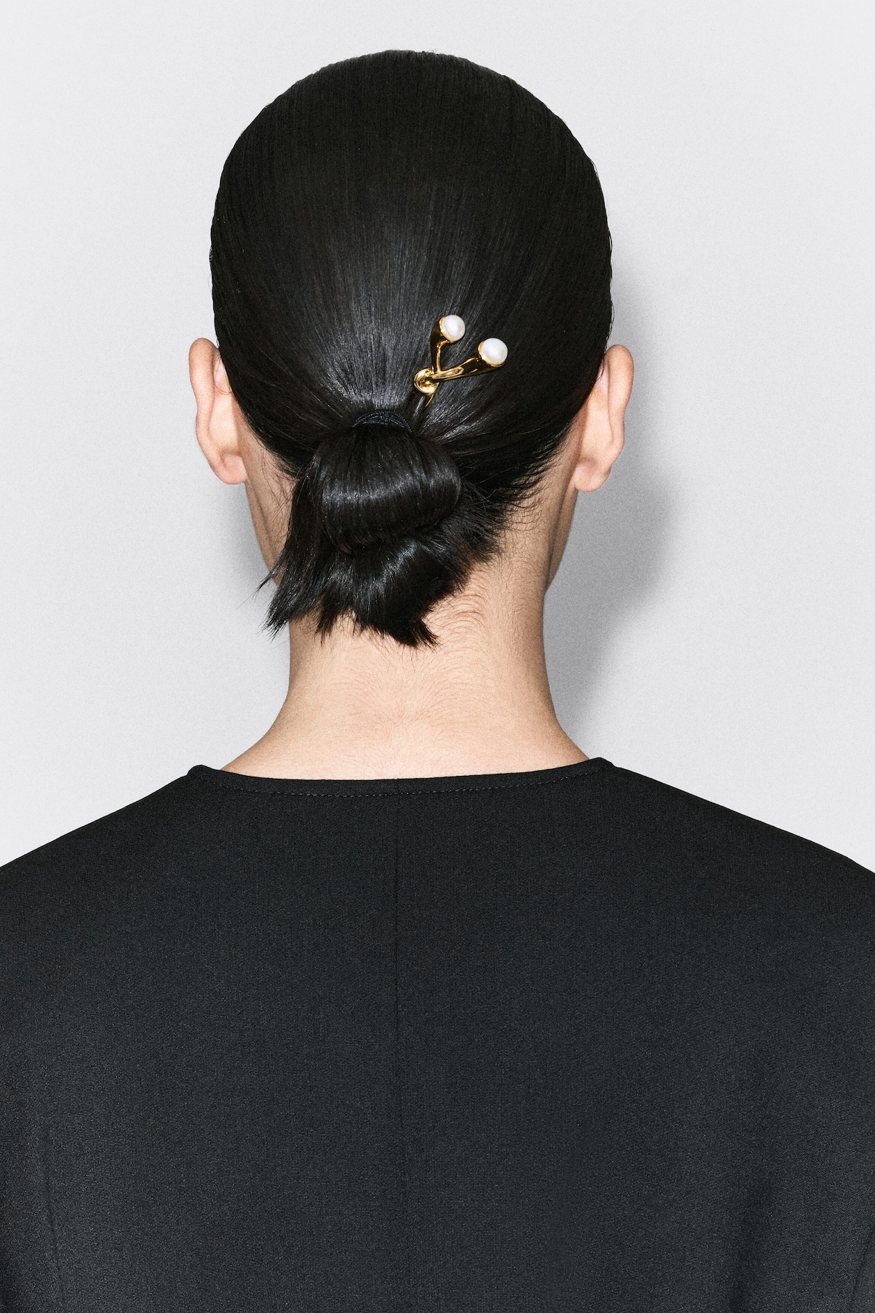 FRESHWATER PEARL HAIR PIN — GOLD