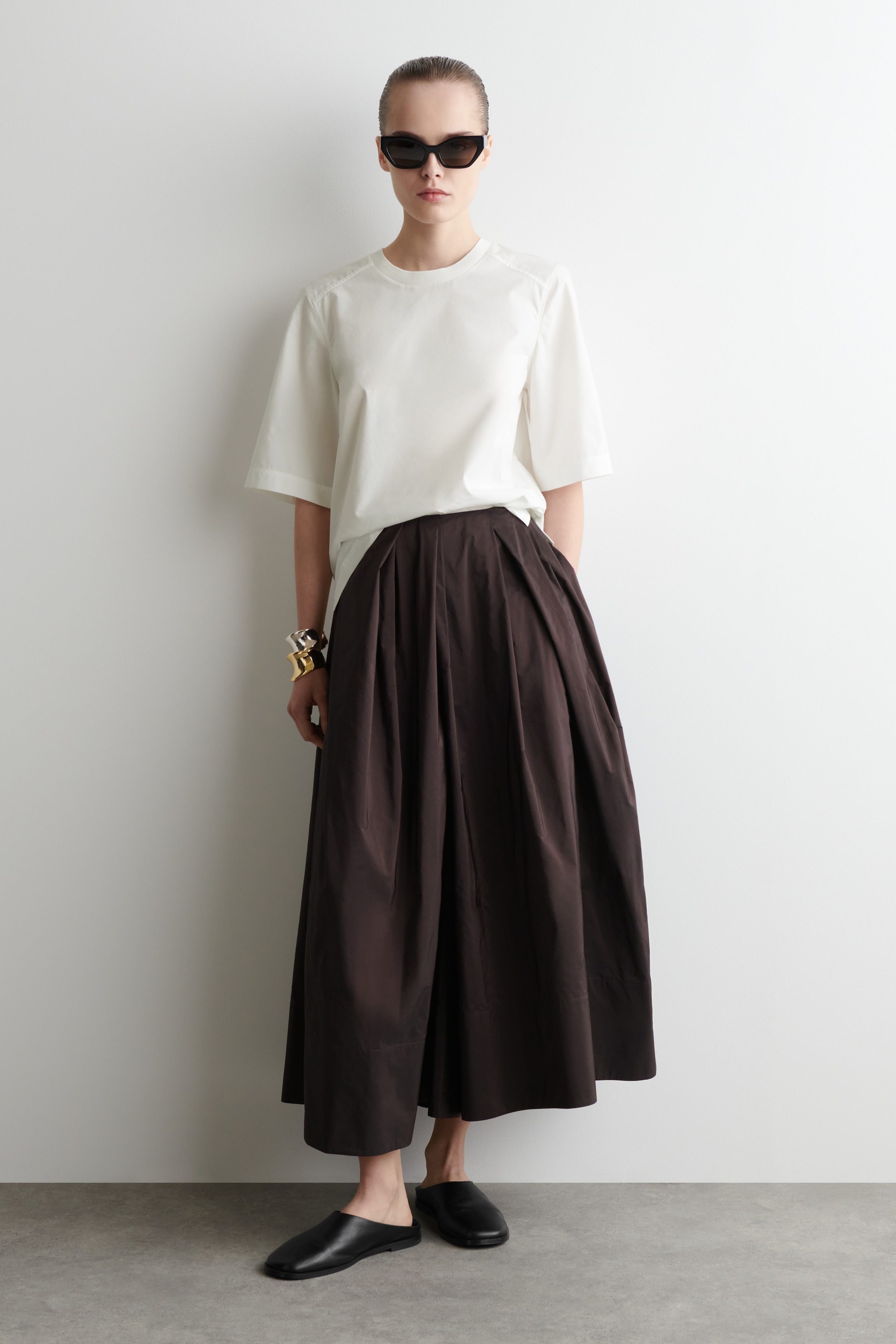 View larger image: WOVEN COTTON TOP - WHITE - Ladies | H&M GB 2