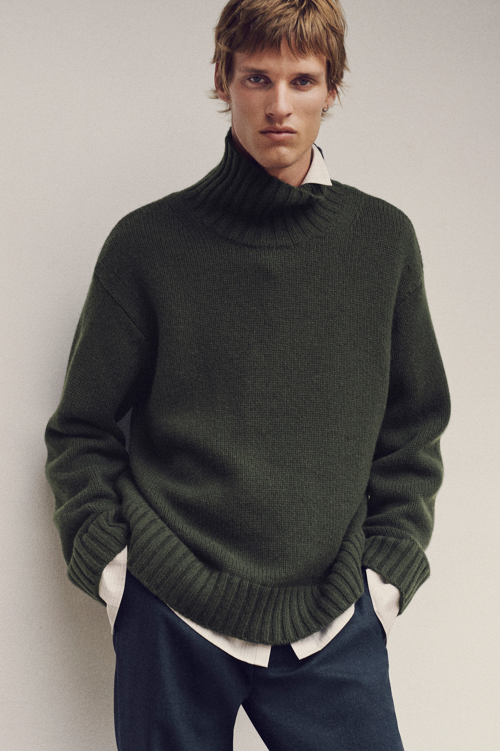 CHUNKY CASHMERE MOCK-NECK SWEATER - DARK GREEN | COS GB