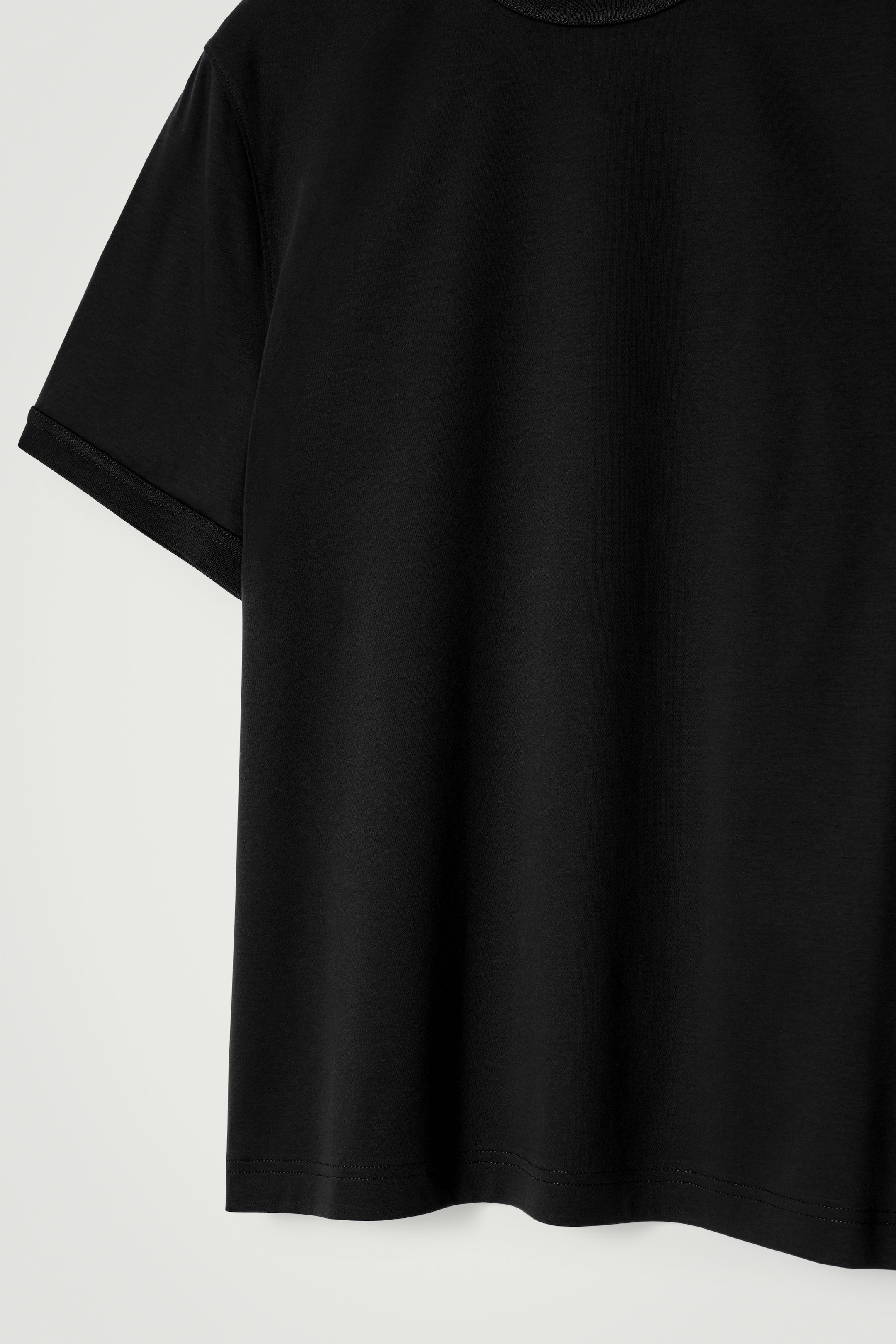 StillMedia/DescriptiveDetail