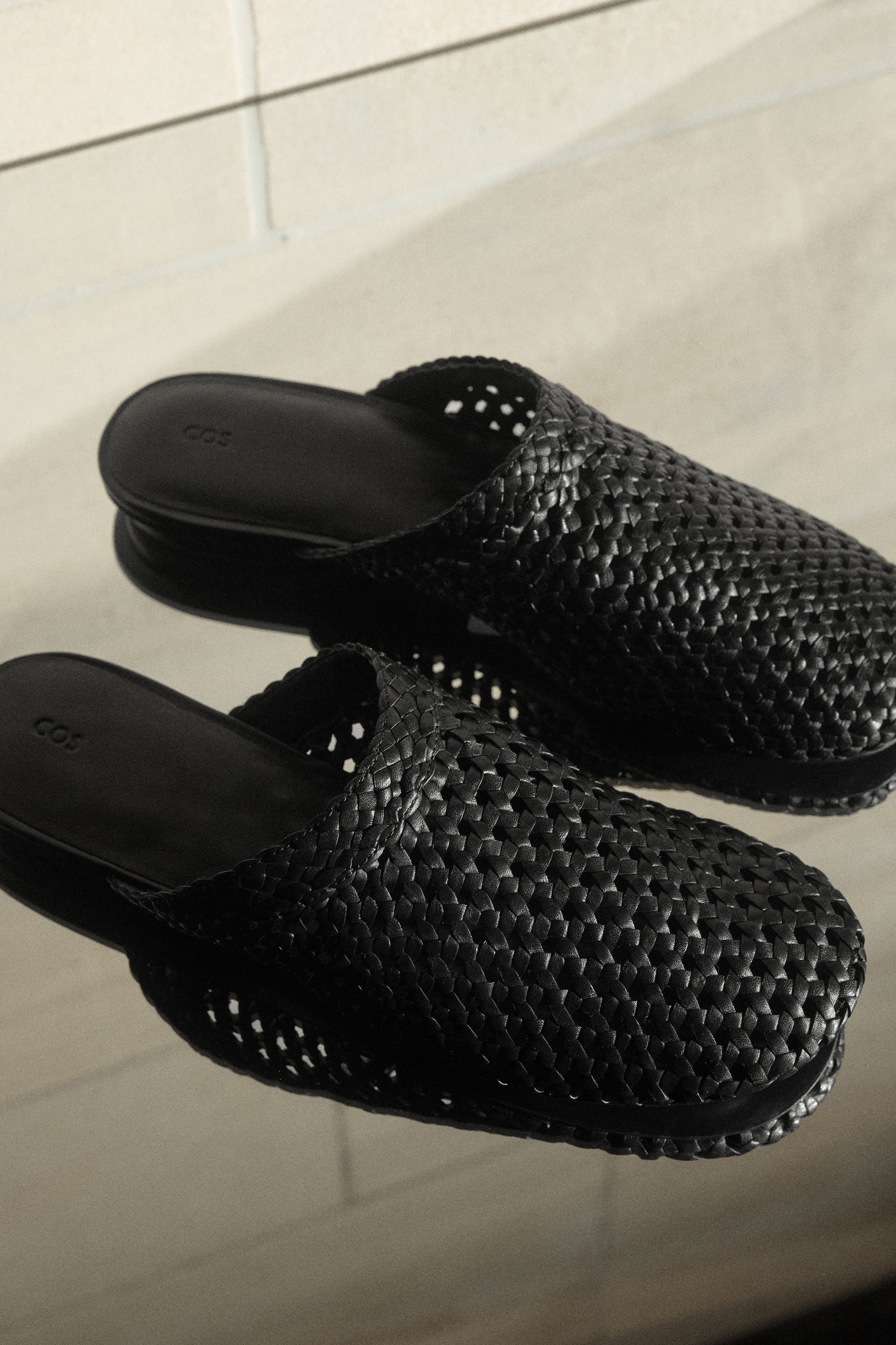 BRAIDED LEATHER MULES