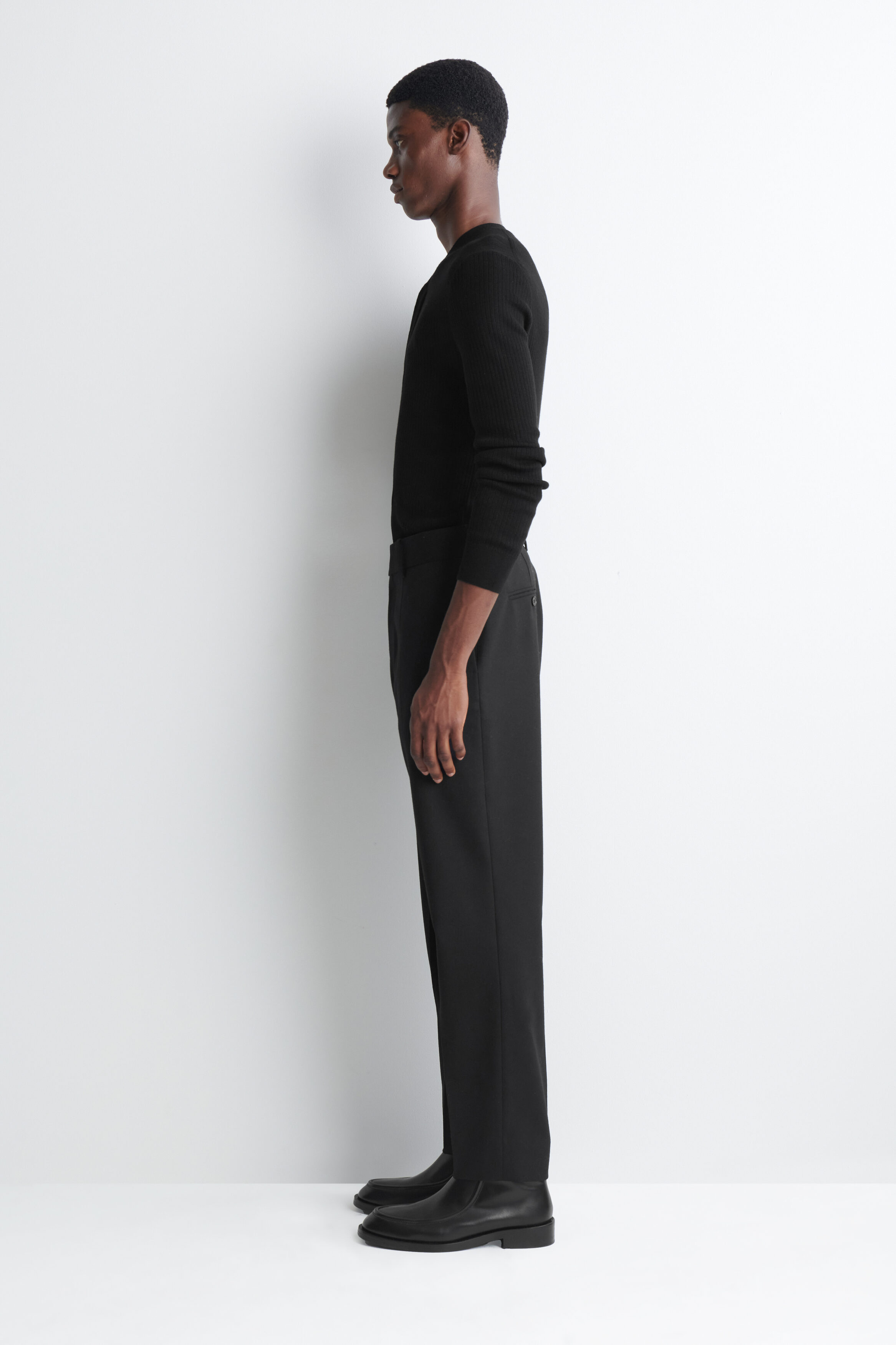 WOOL REGULAR-FIT TAPERED PANTS - thumbnail 4