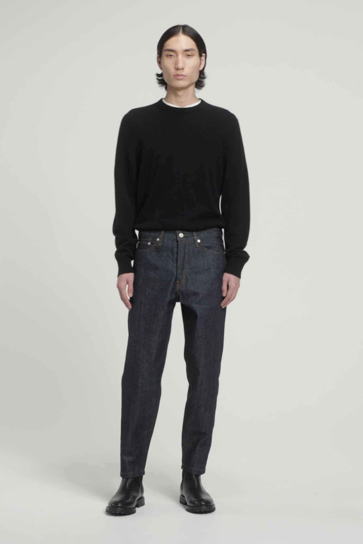 MARGIN RAW SELVEDGE TAPERED JEANS