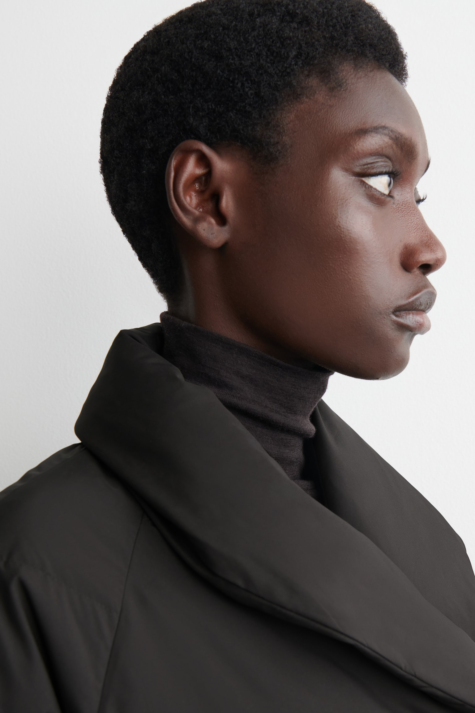SHAWL-COLLAR QUILTED DOWN COAT - DARK BROWN - 3