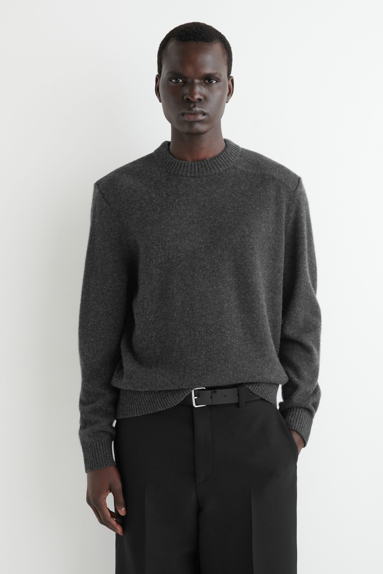 Pull COS Sweat-shirt Gris Anthracite Taille S - 70% Laine, 30% Lin - Occasion En Parfait état