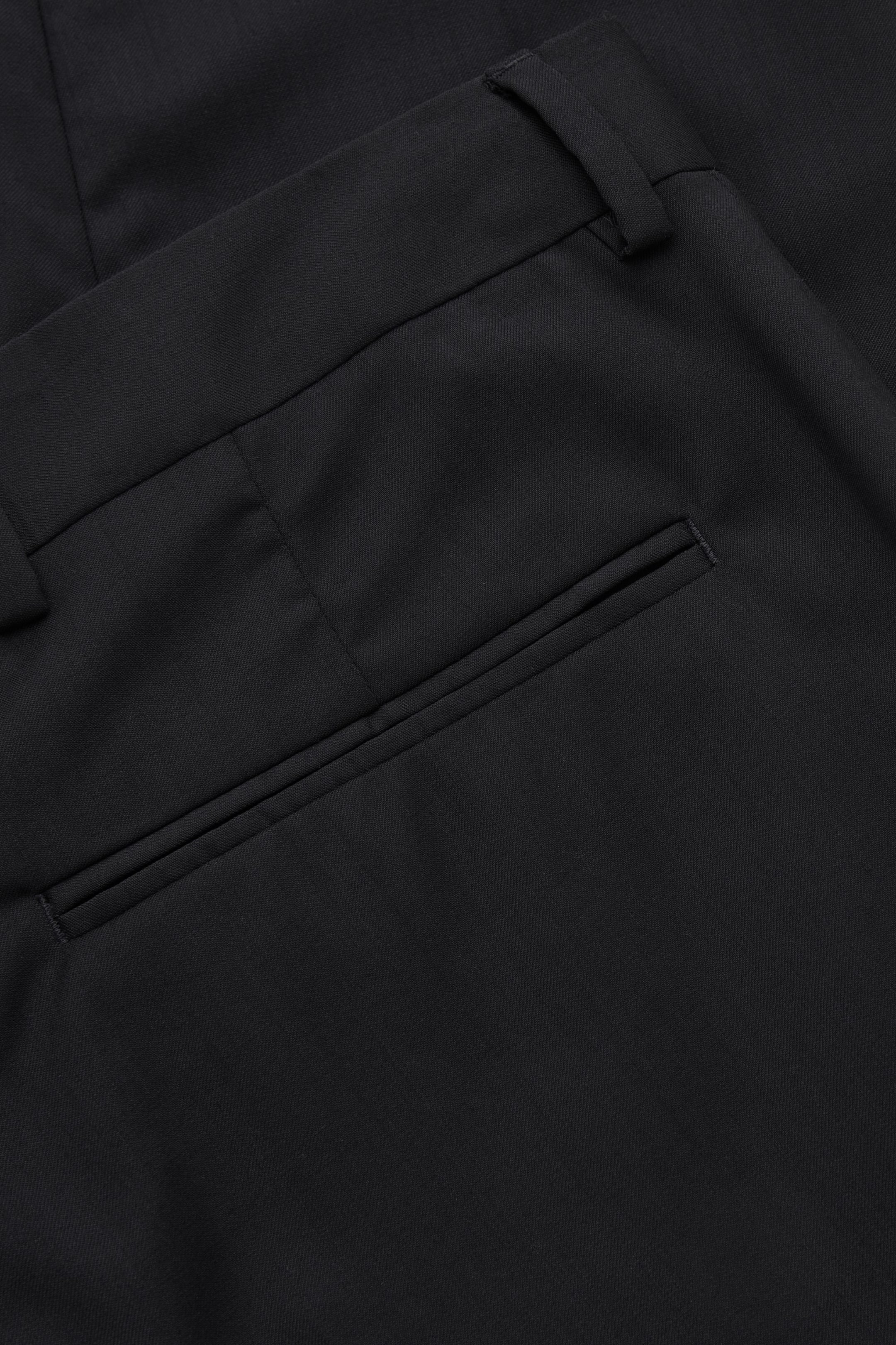 StillMedia/DescriptiveDetail