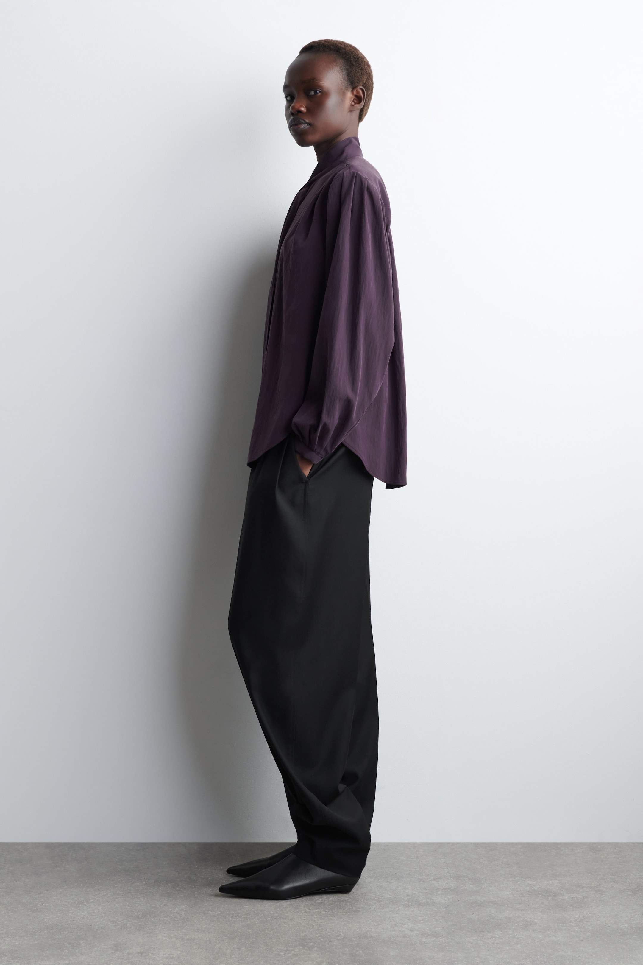 BLOUSE FLUIDE À ENCOLURE FOULARD