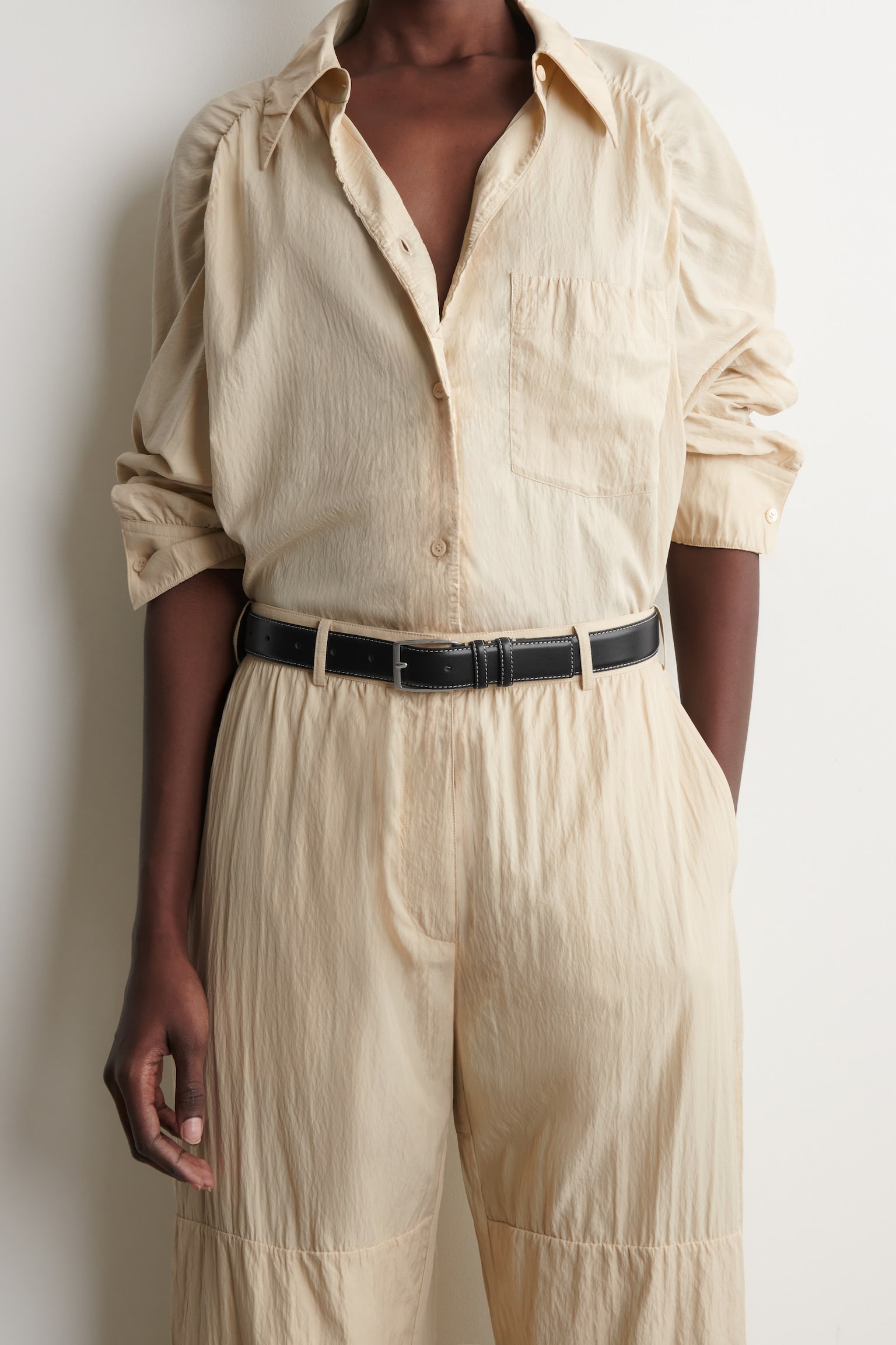 TOPSTITCHED LEATHER BELT - שחור - 1