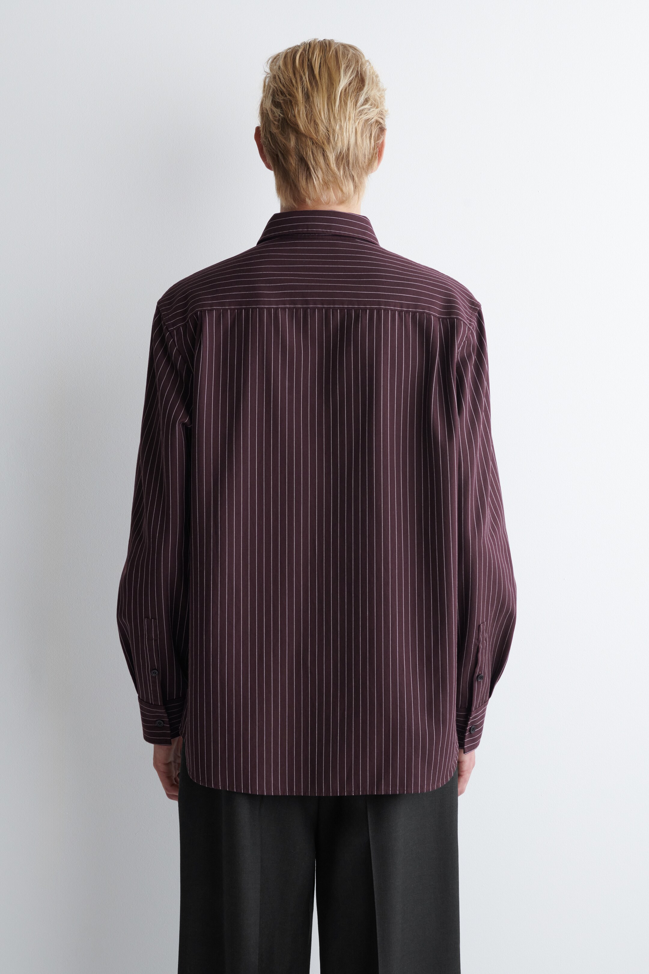 View larger image: RELAXED TWILL SHIRT - BORDEAUX / PINSTRIPED - Men | H&M GB 4