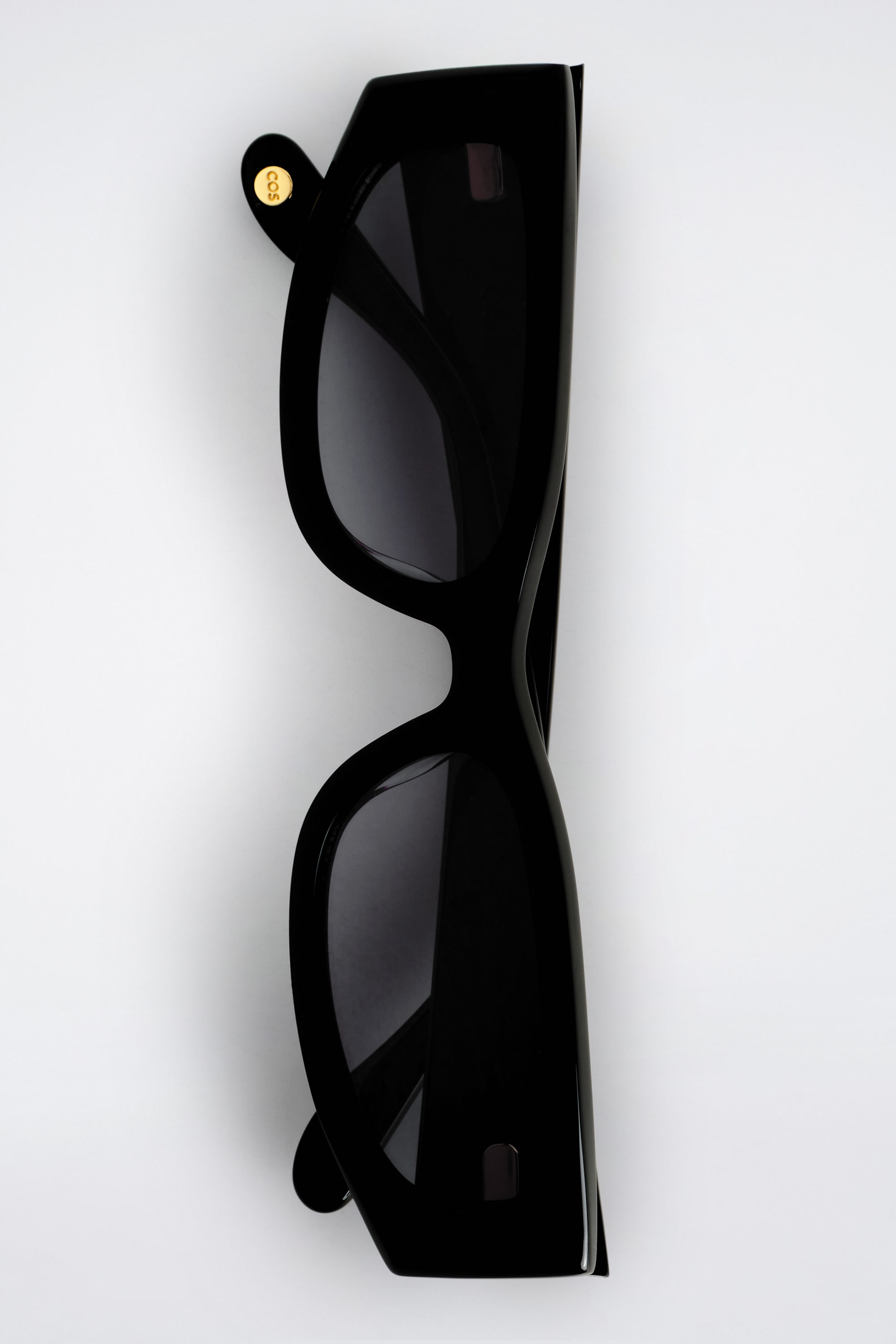 StillMedia/DescriptiveDetail