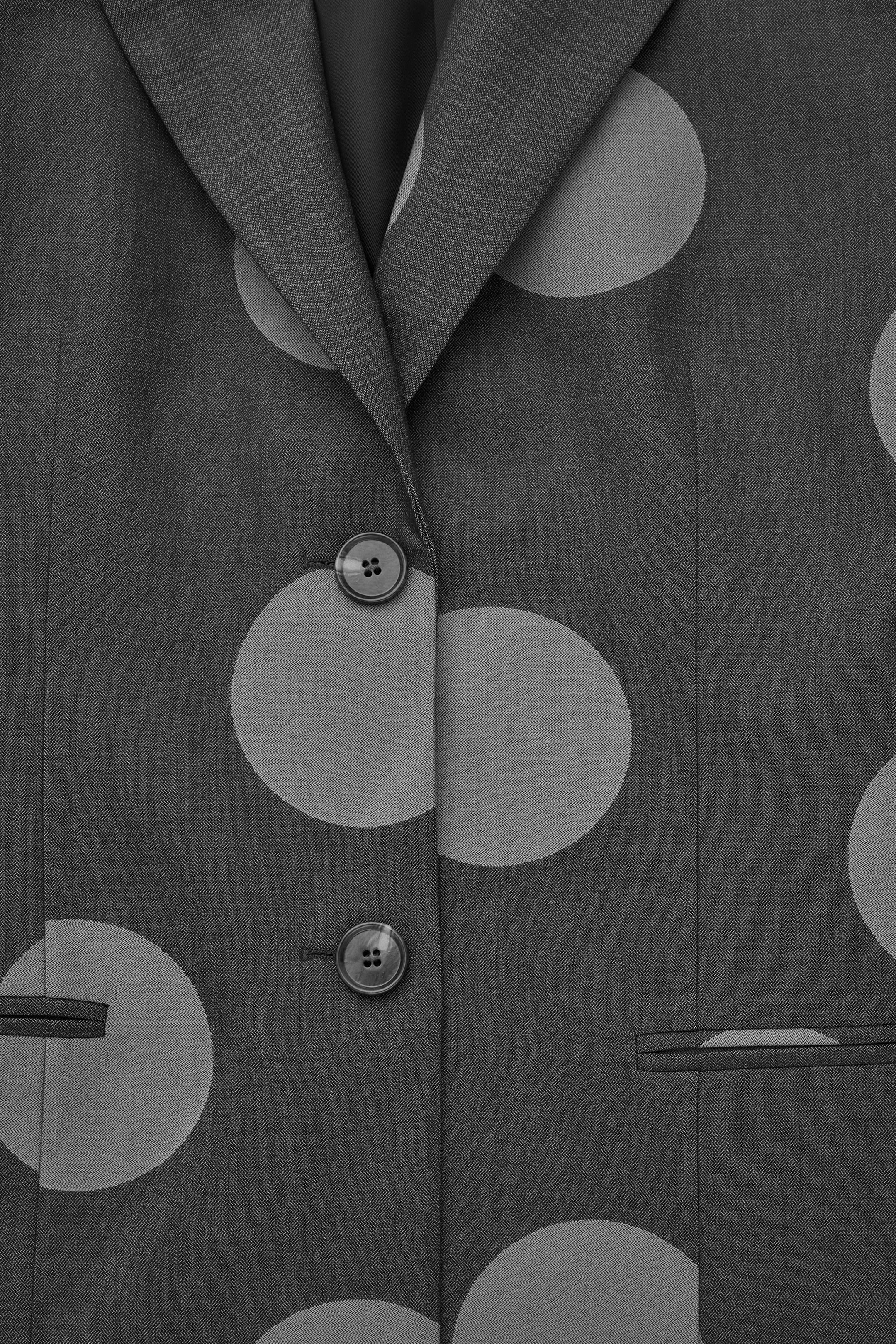 StillMedia/DescriptiveDetail