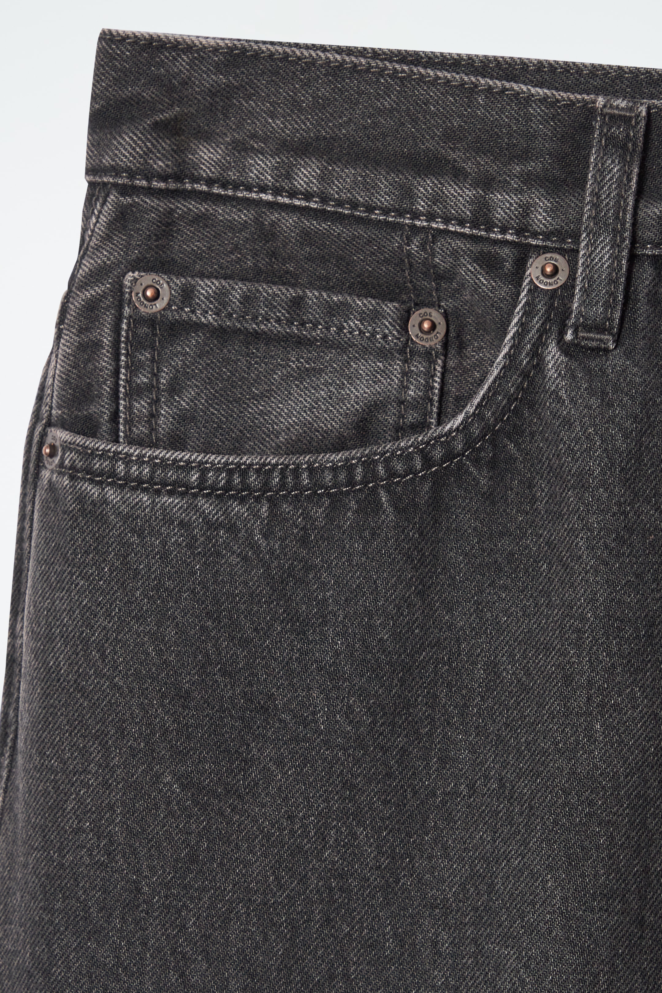 Visualizza immagine più grande: JEANS VOLUME A GAMBA LARGA - NERO LAVATO - DONNA | H&M IT 6