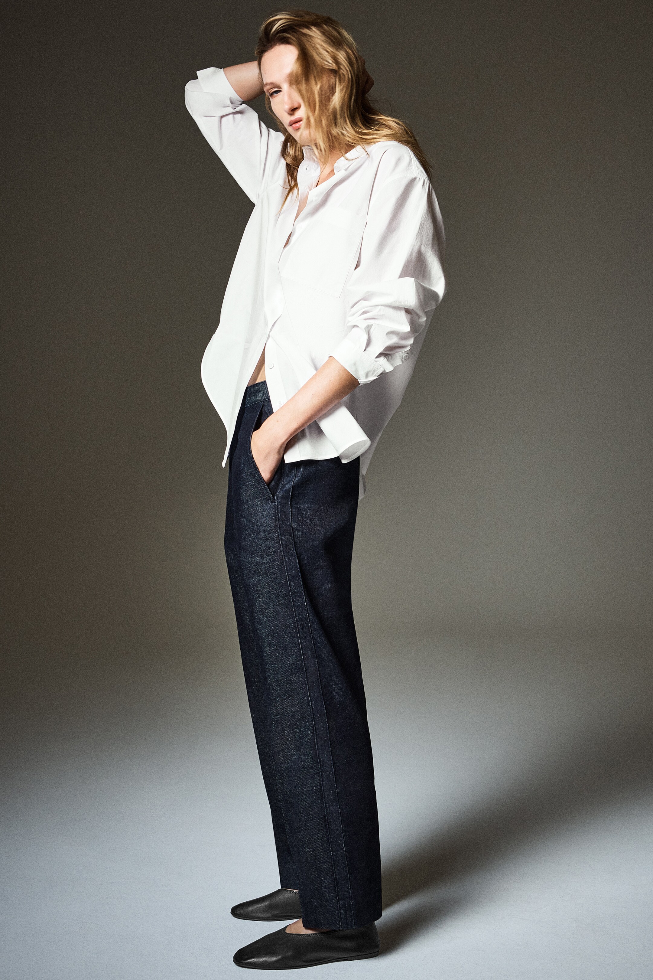 Größeres Bild anzeigen: JEANS MIT GERADEM BEIN - Dunkelblau - Ladies | H&M AT 8