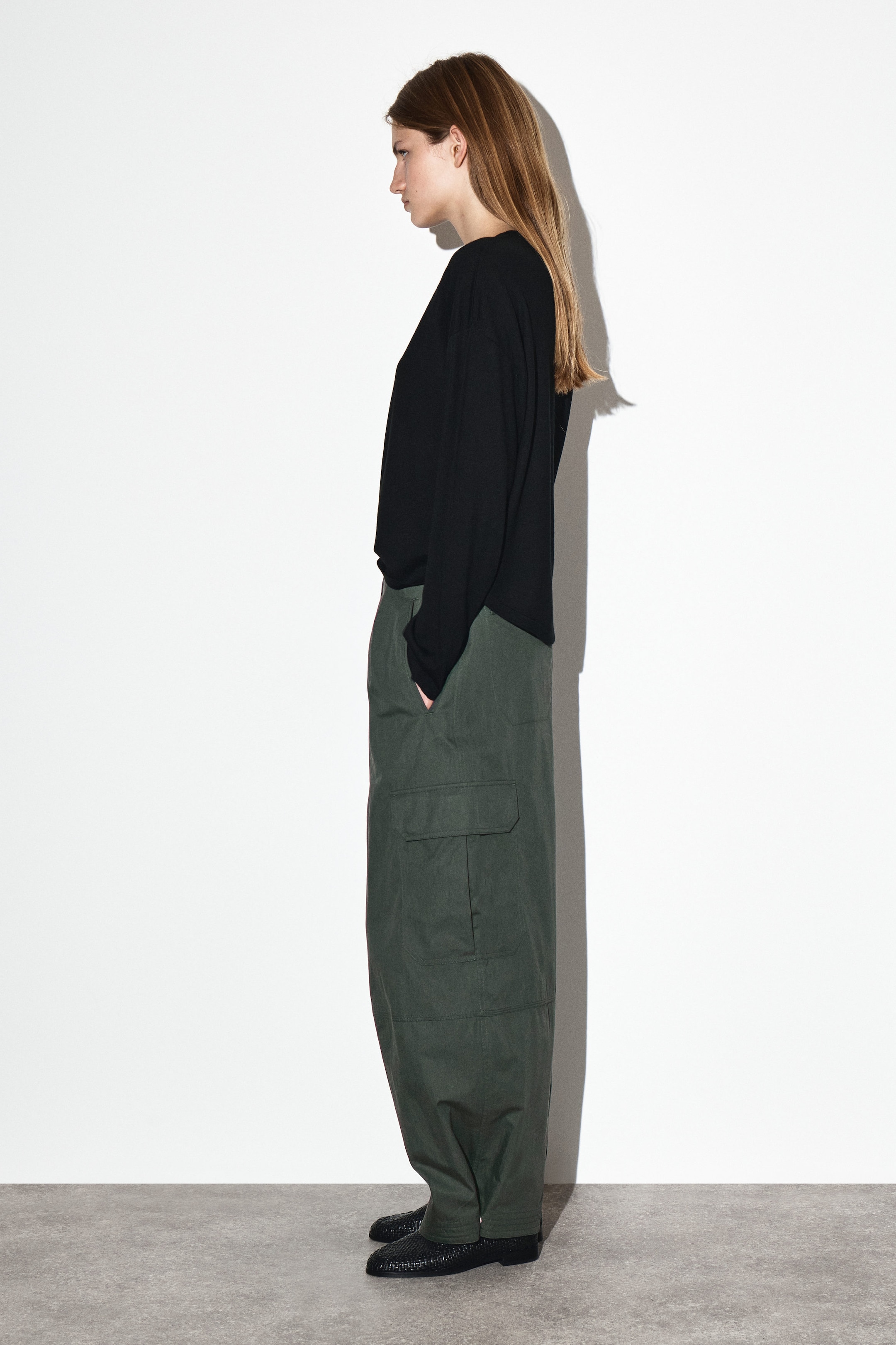 UTILITY BARREL-LEG PANTS