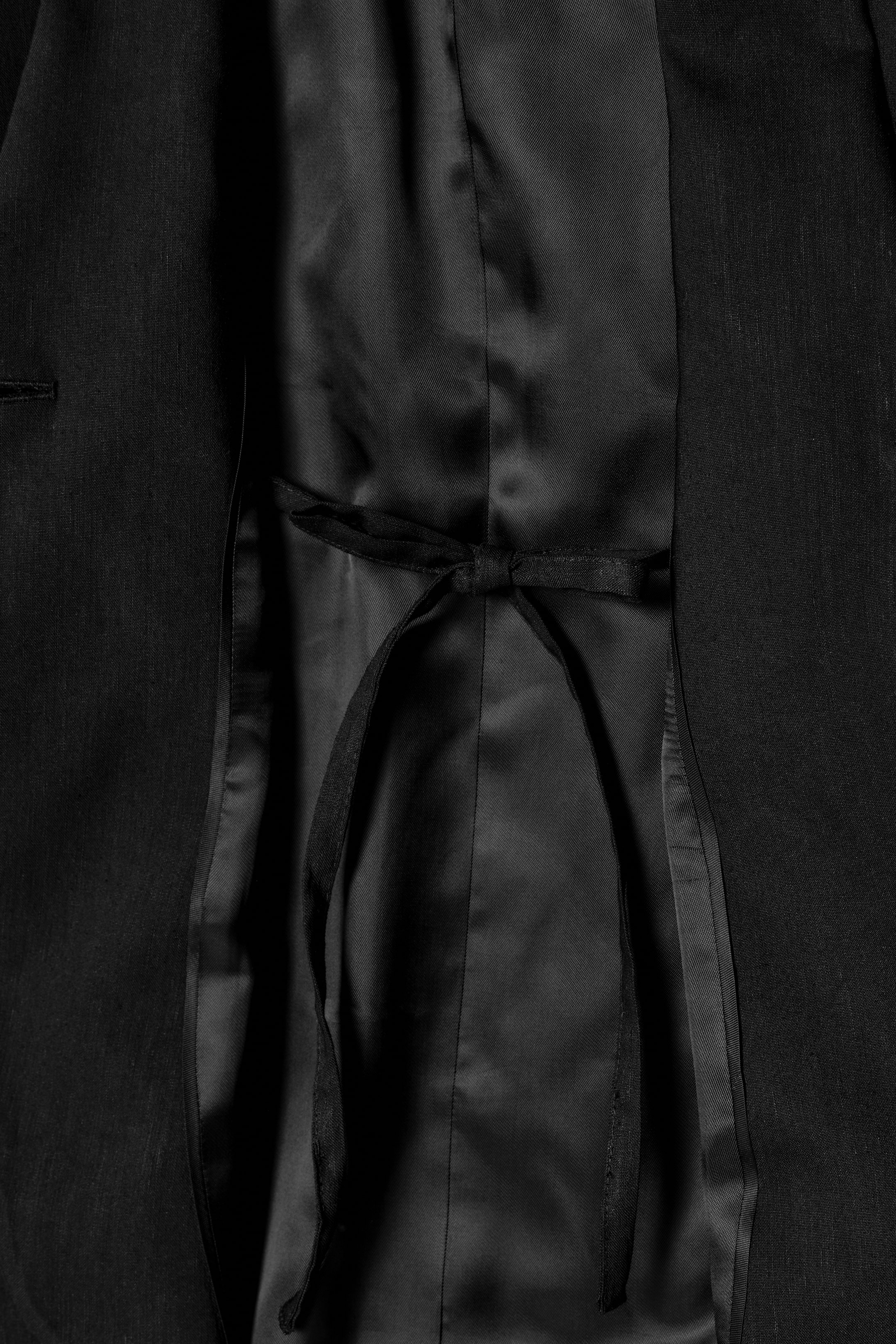 Ingrandisci l'immagine: SLIM LINEN WAISTCOAT - BLACK - DONNA | H&M CH 7