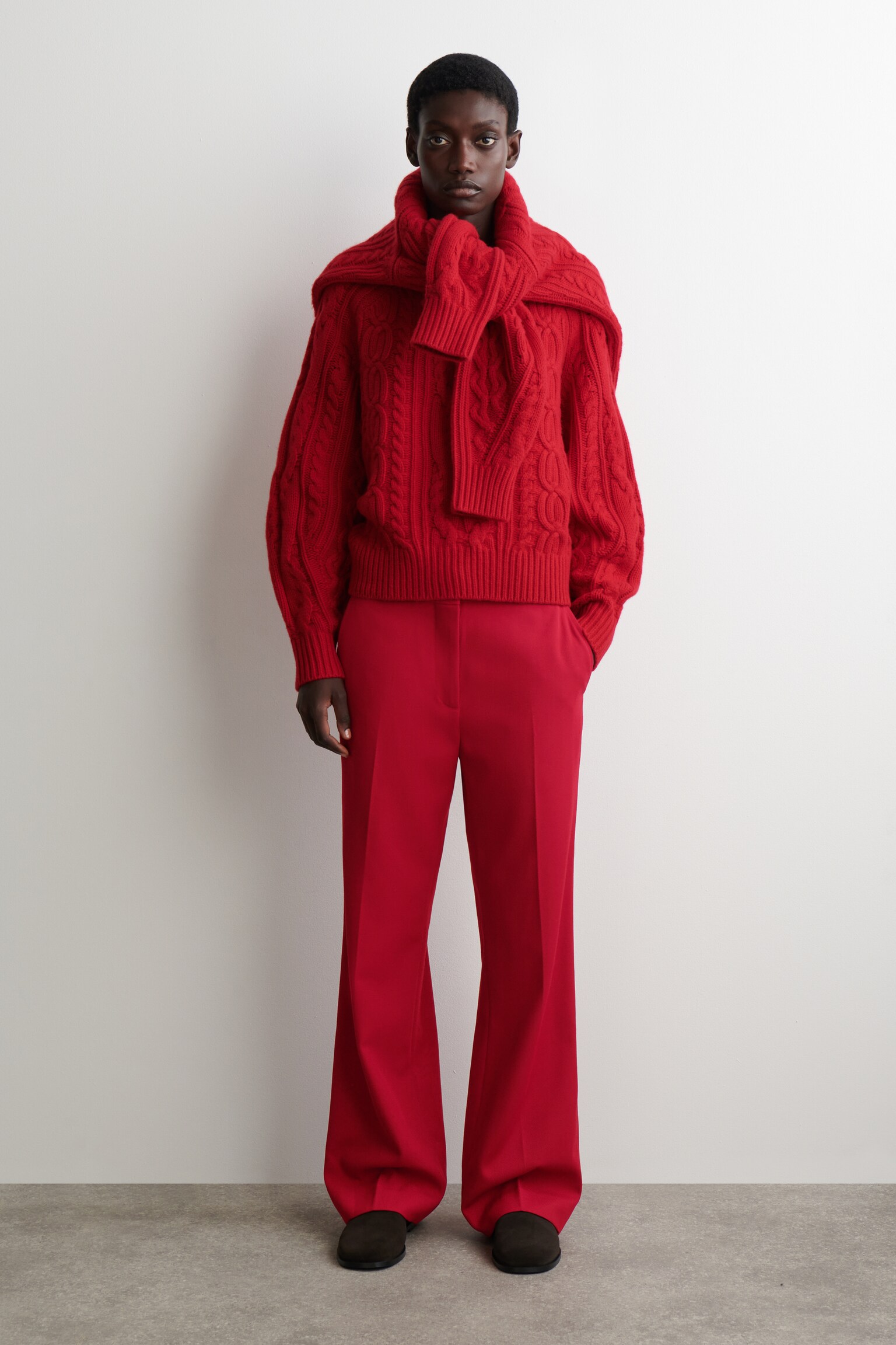 CABLE-KNIT WOOL-CASHMERE JUMPER - RED/CREAM - 4