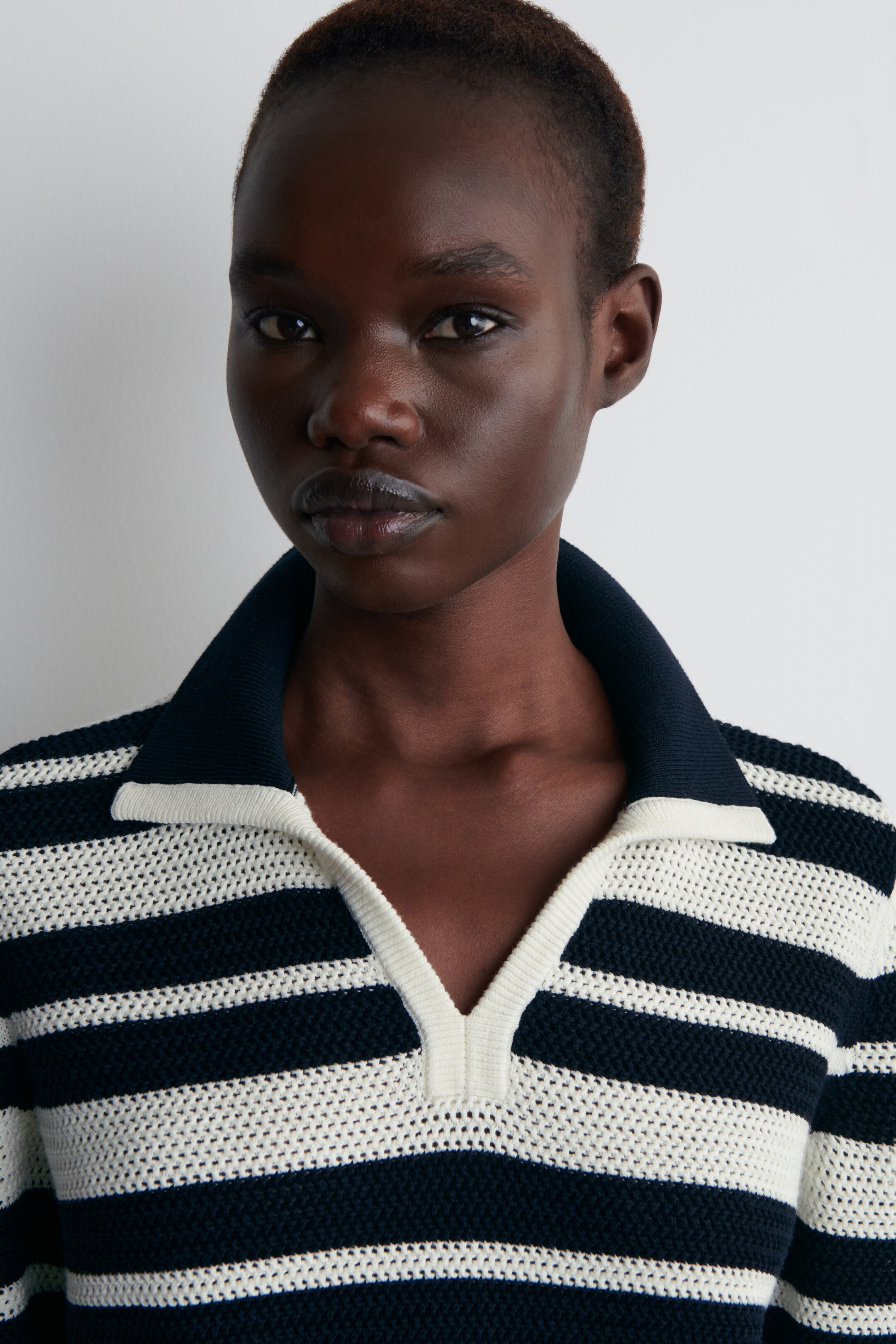 Ingrandisci l'immagine: OPEN-KNIT POLO SHIRT - WHITE / STRIPED - DONNA | H&M CH 3