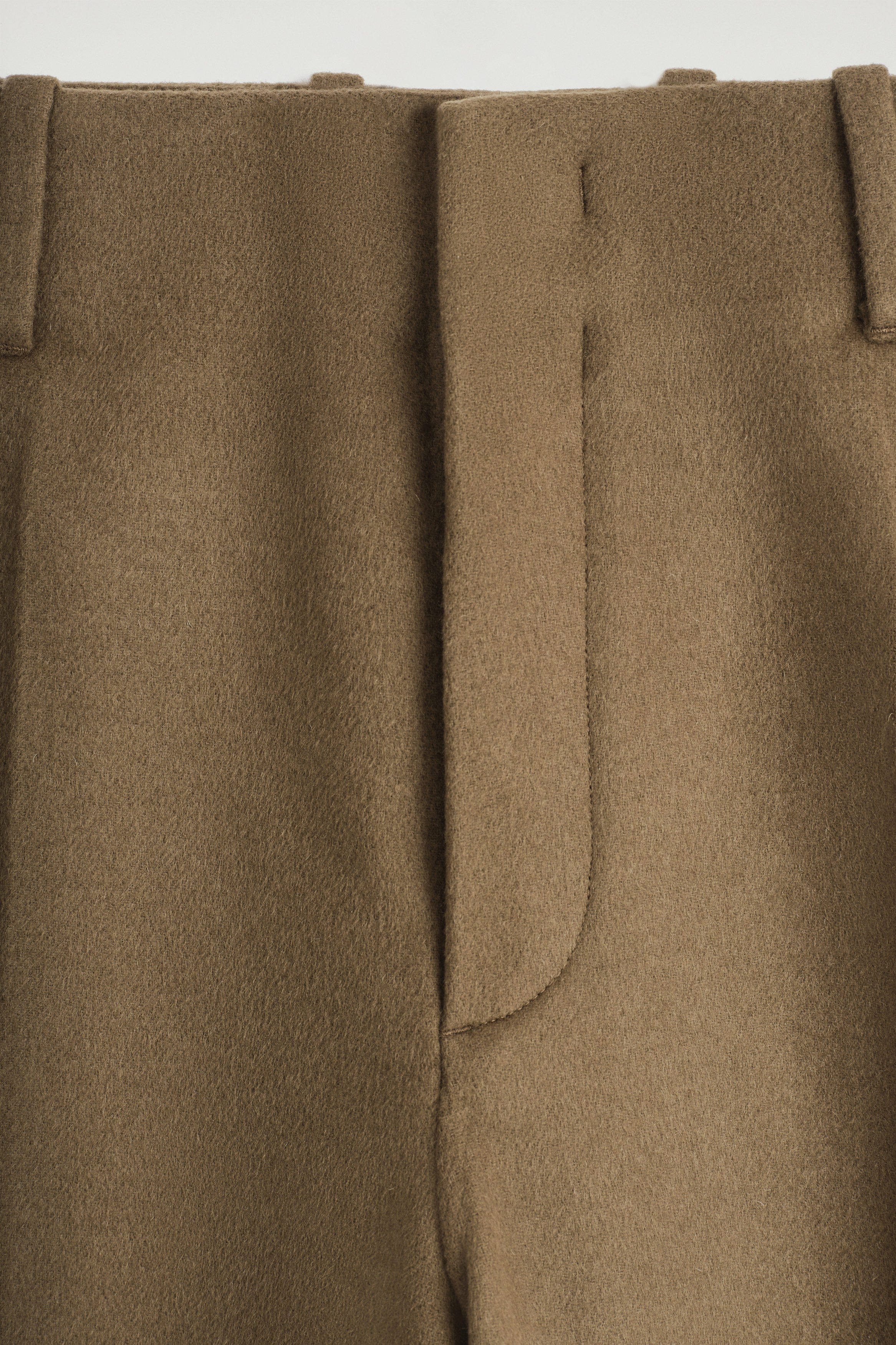 DOUBLE-FACED WOOL BARREL-LEG PANTS - thumbnail 2