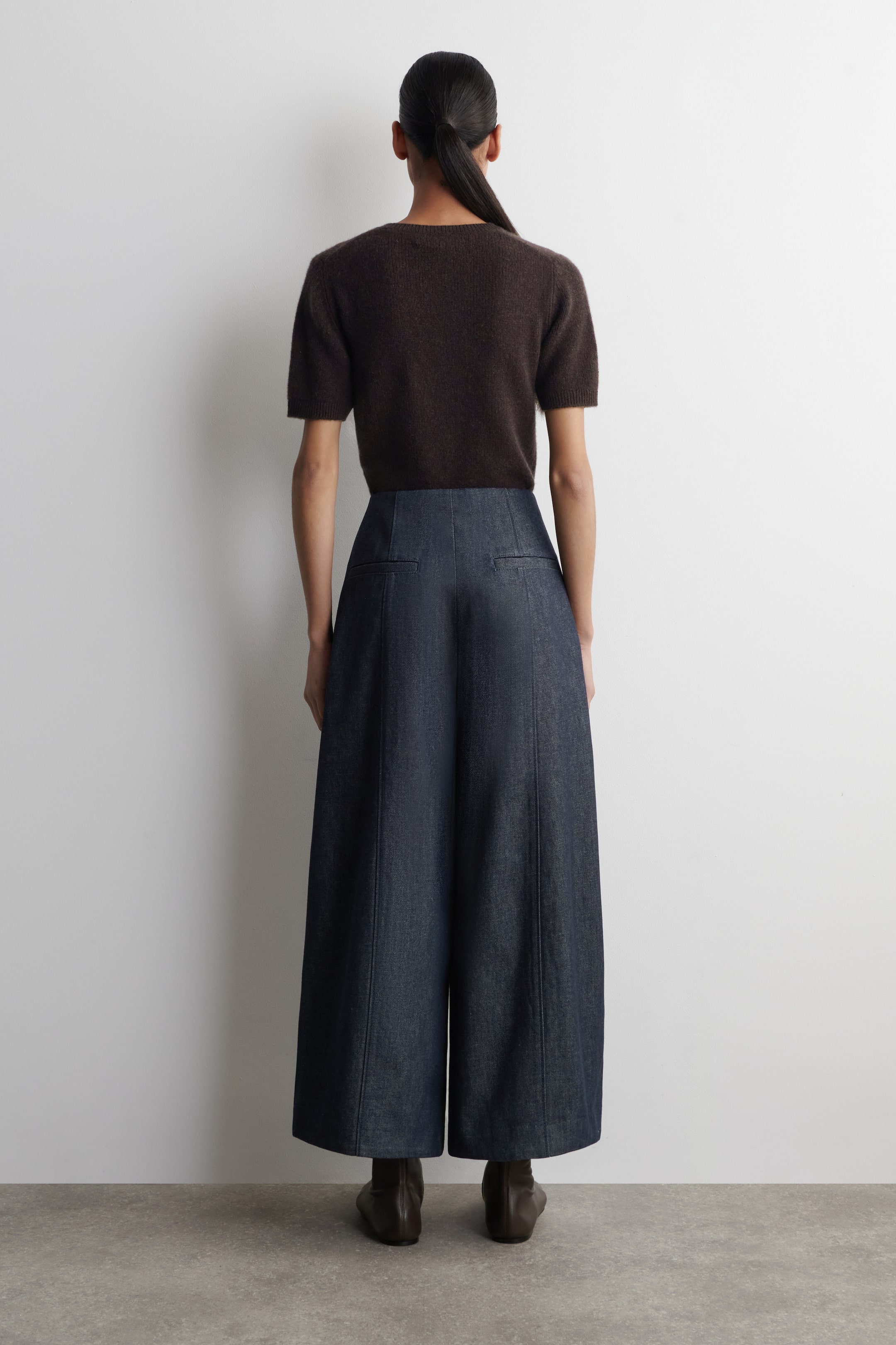 Roskiky Pantalon Court Femme - Jean Short Coupe Moyenne Stretch Déchiré Ourlet Brut