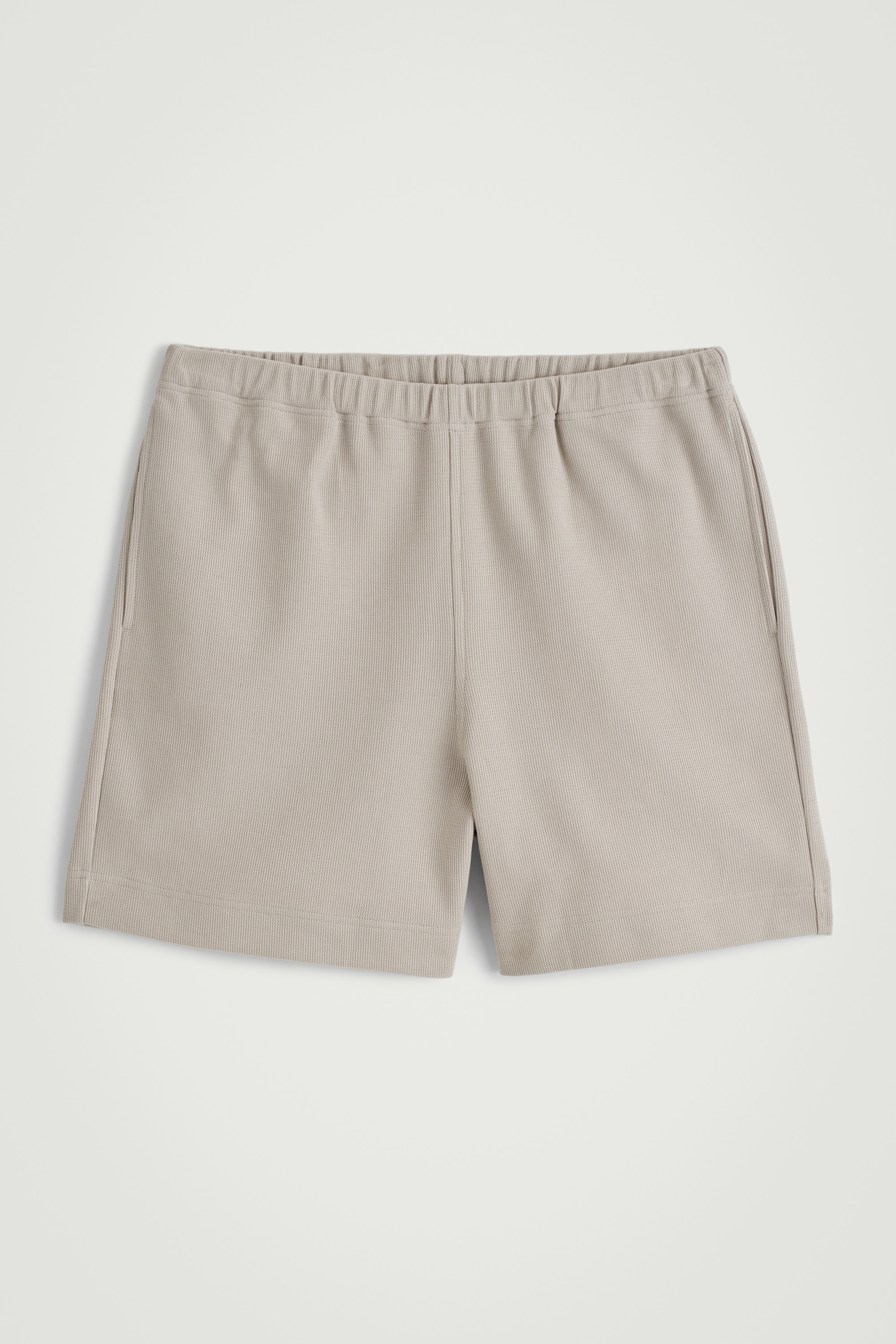 PANTALÓN CORTO DE ALGODÓN CON TEXTURA - TOPO CLARO/NEGRO