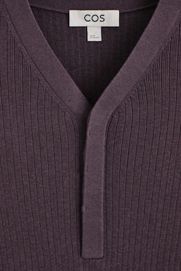 MERINO-LYOCELL RIBBED-KNIT HENLEY TOP — MAHOGANY 6