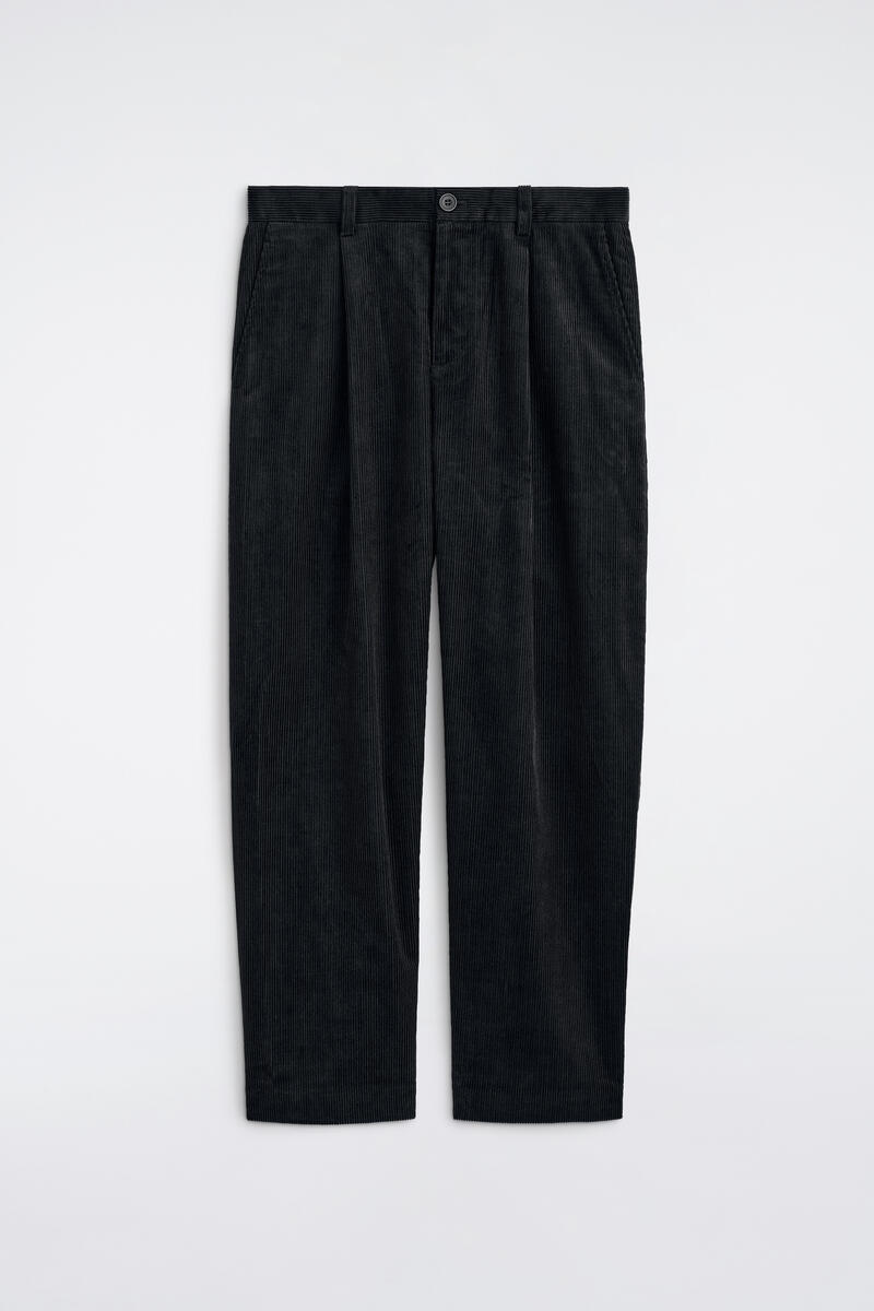 Pleated Relaxed-Fit Tapered Corduroy Pants
