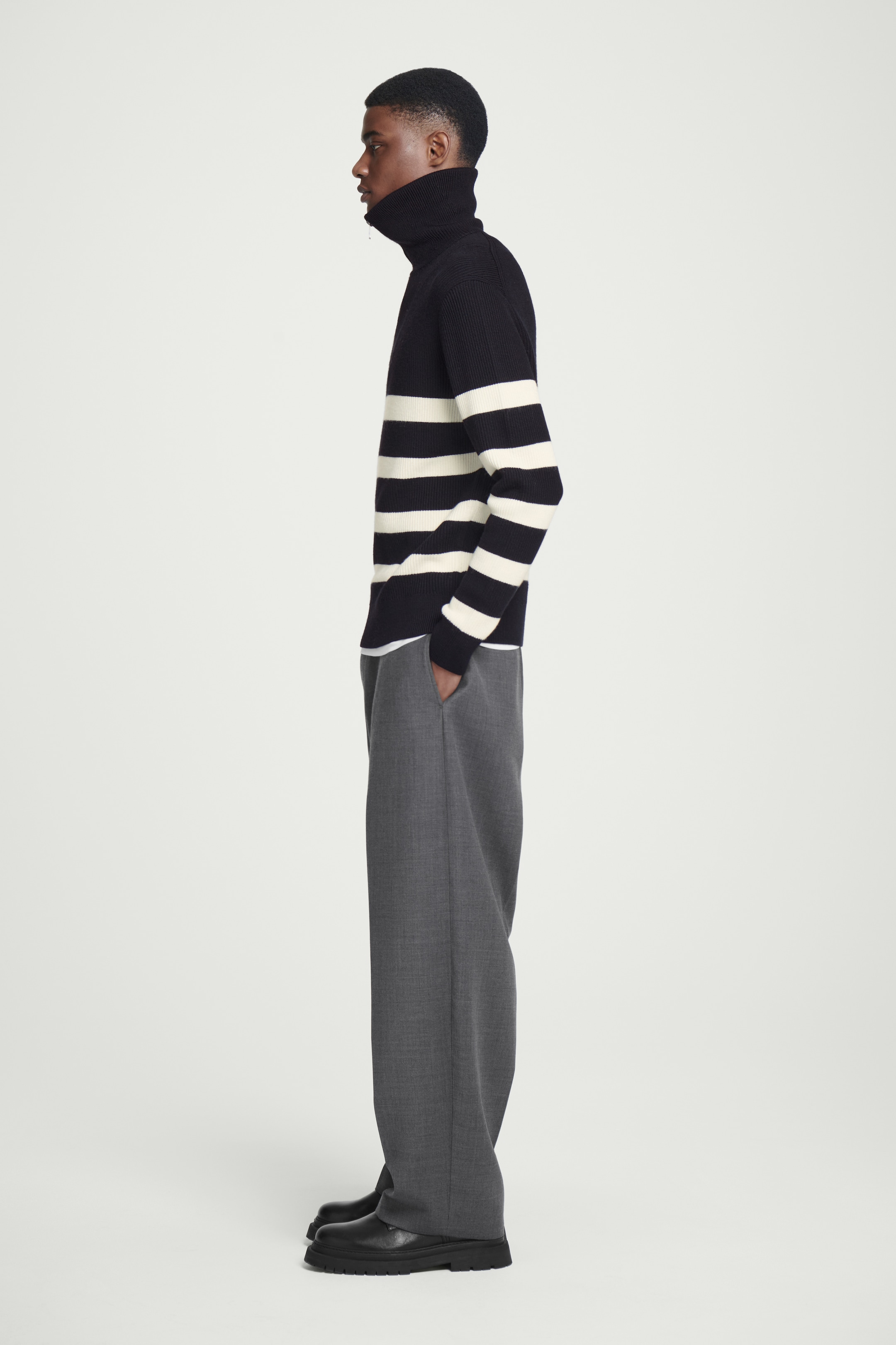 View larger image: MERINO WOOL HALF-ZIP JUMPER - BLACK / CREAM / STRIPED - Men | H&M GB 3