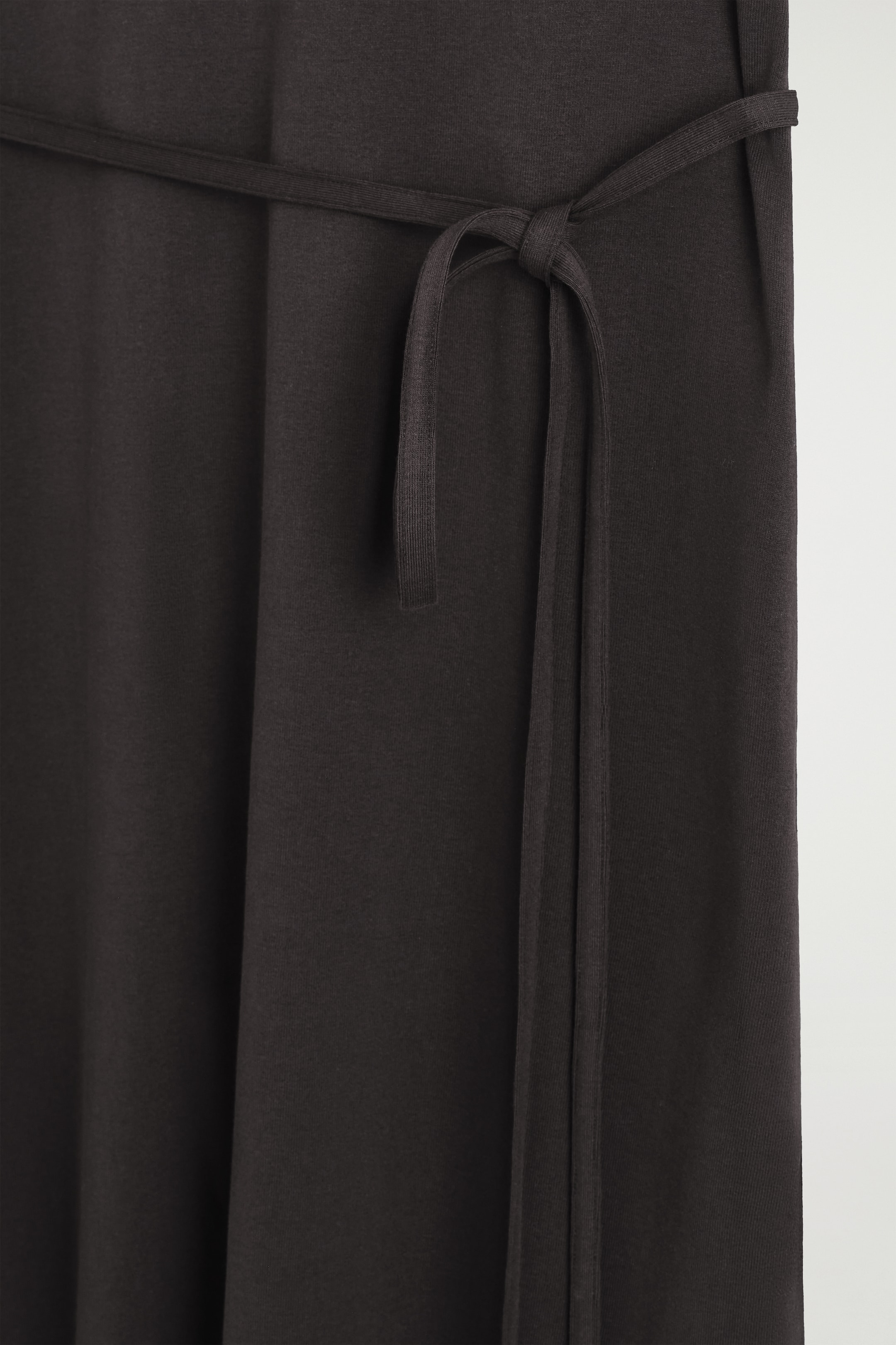 Ver imagen más grande: VESTIDO MIDI DE ALGODÓN CON CINTURÓN - MARRÓN OSCURO - MUJER | H&M ES 7