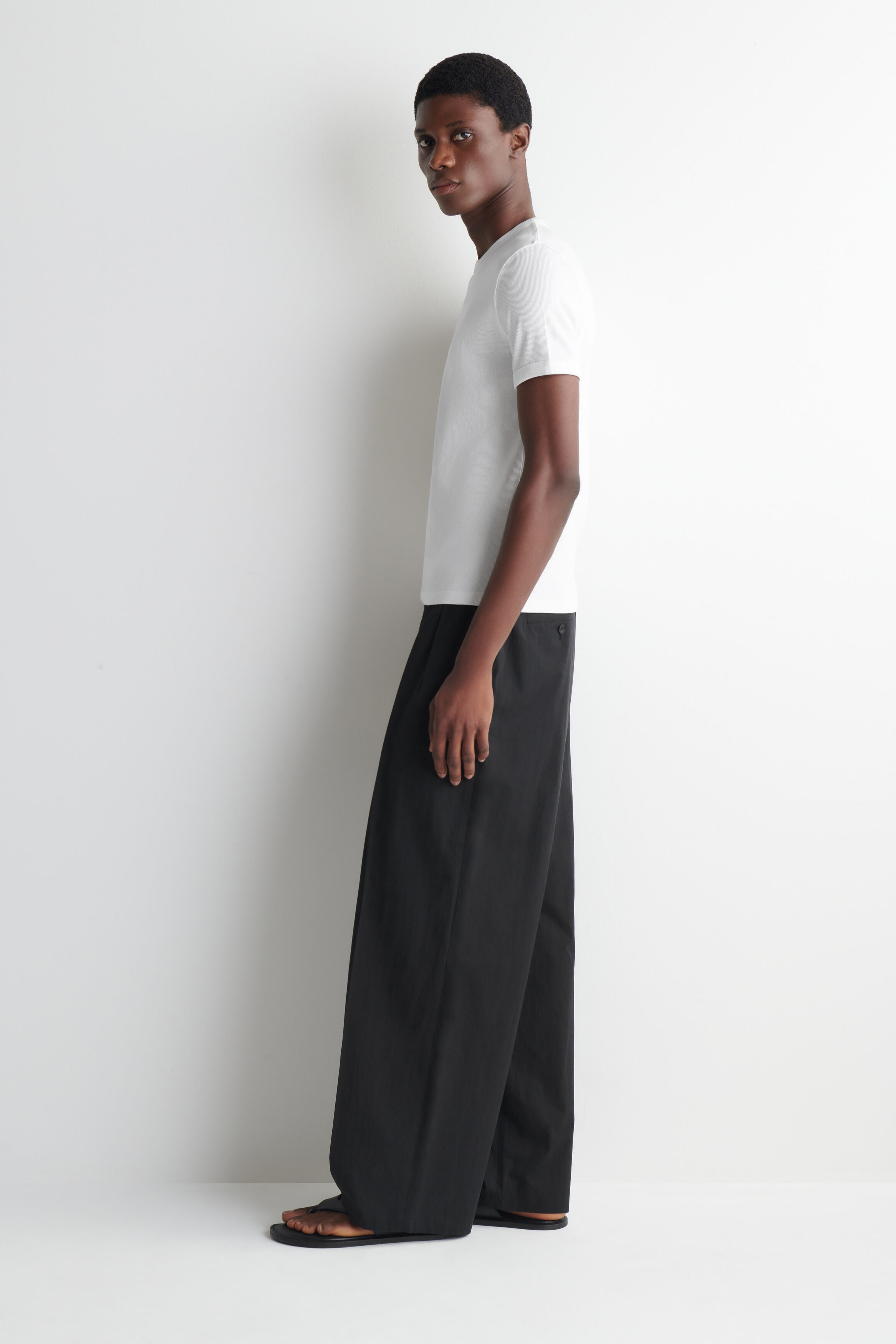 SLIM RIBBED COTTON T-SHIRT - WHITE | COS