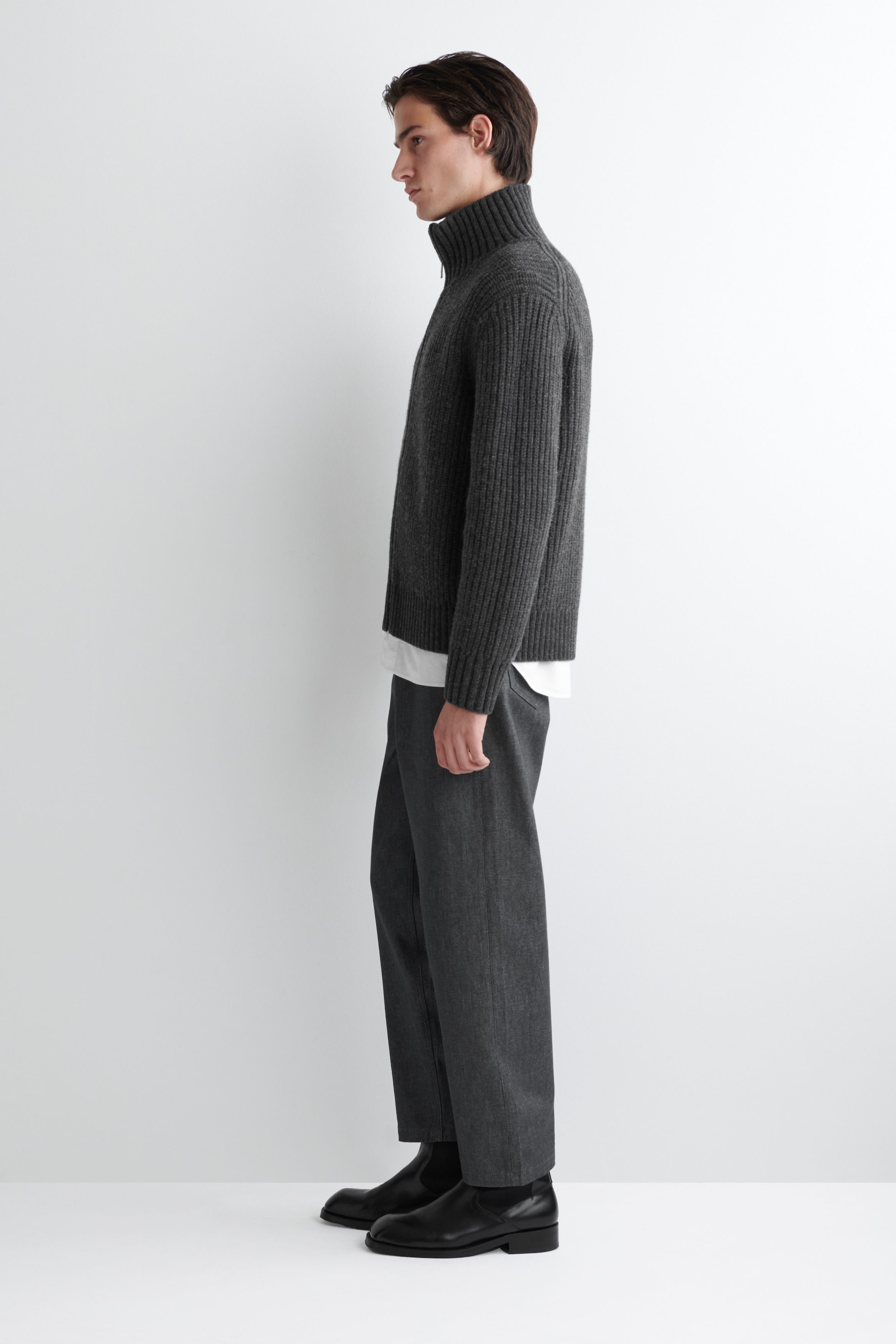 FUNNEL-NECK KNITTED WOOL JACKET