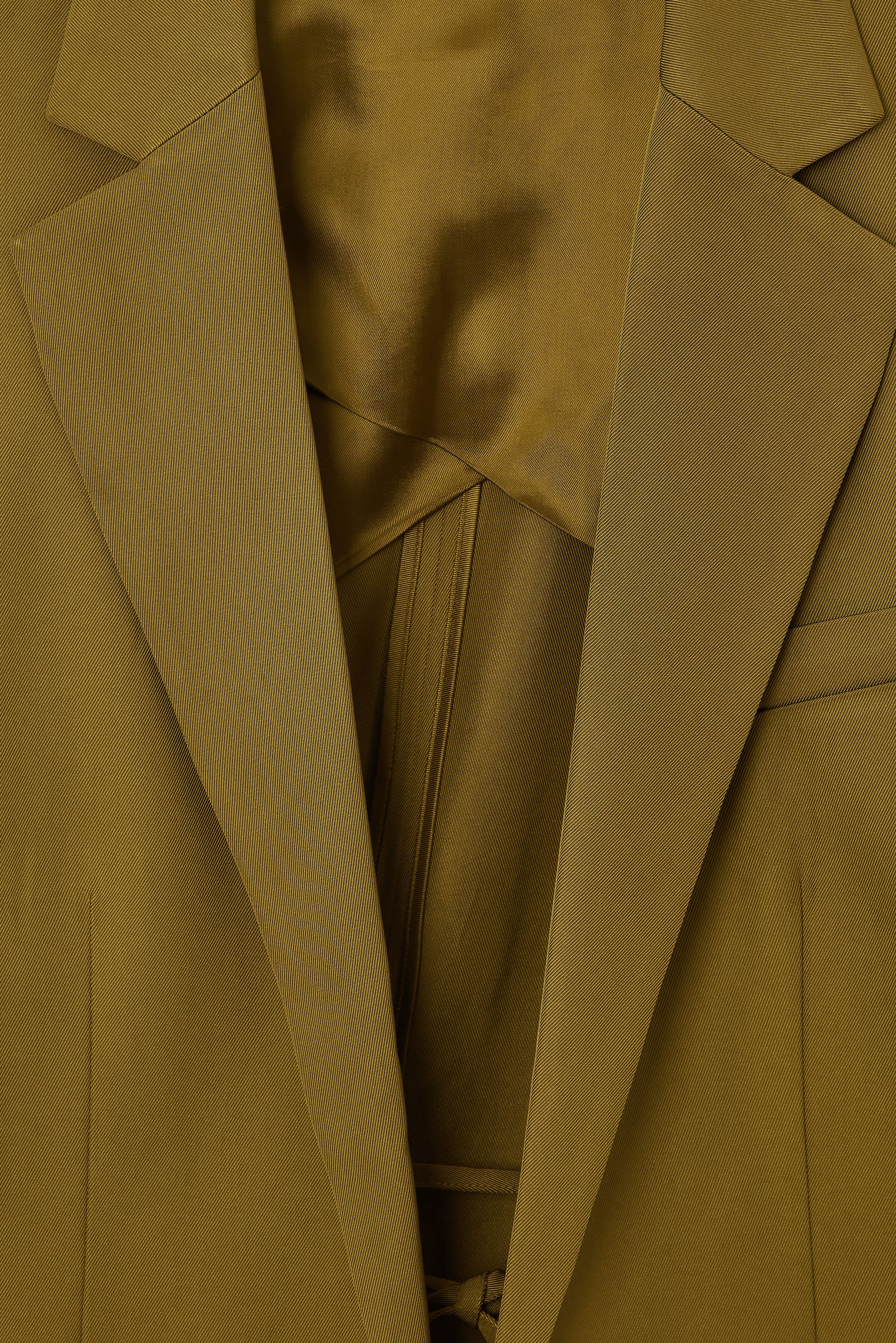 StillMedia/DescriptiveDetail